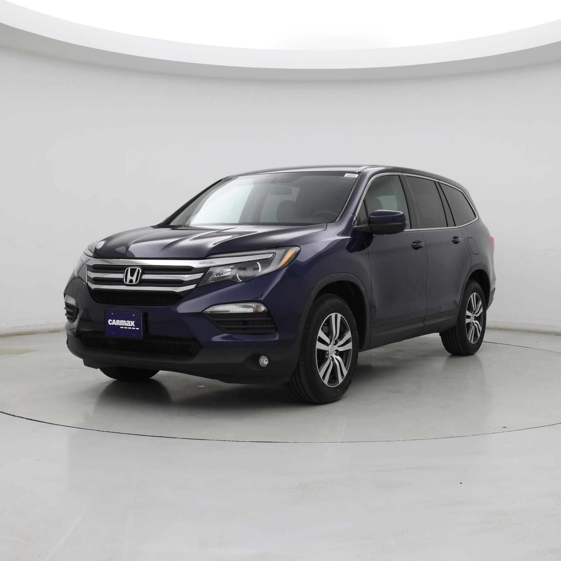 Thumbnail: 2017 Honda Pilot - 4