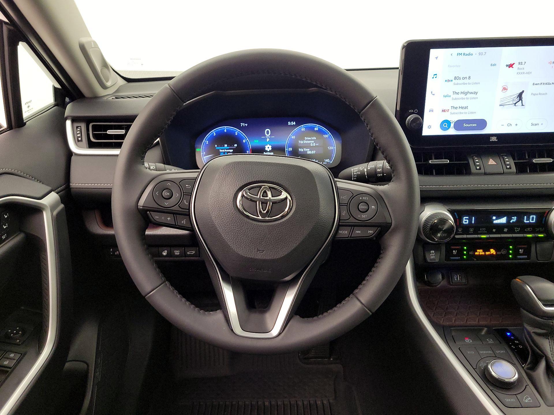 Thumbnail: 2025 Toyota RAV4 - 10