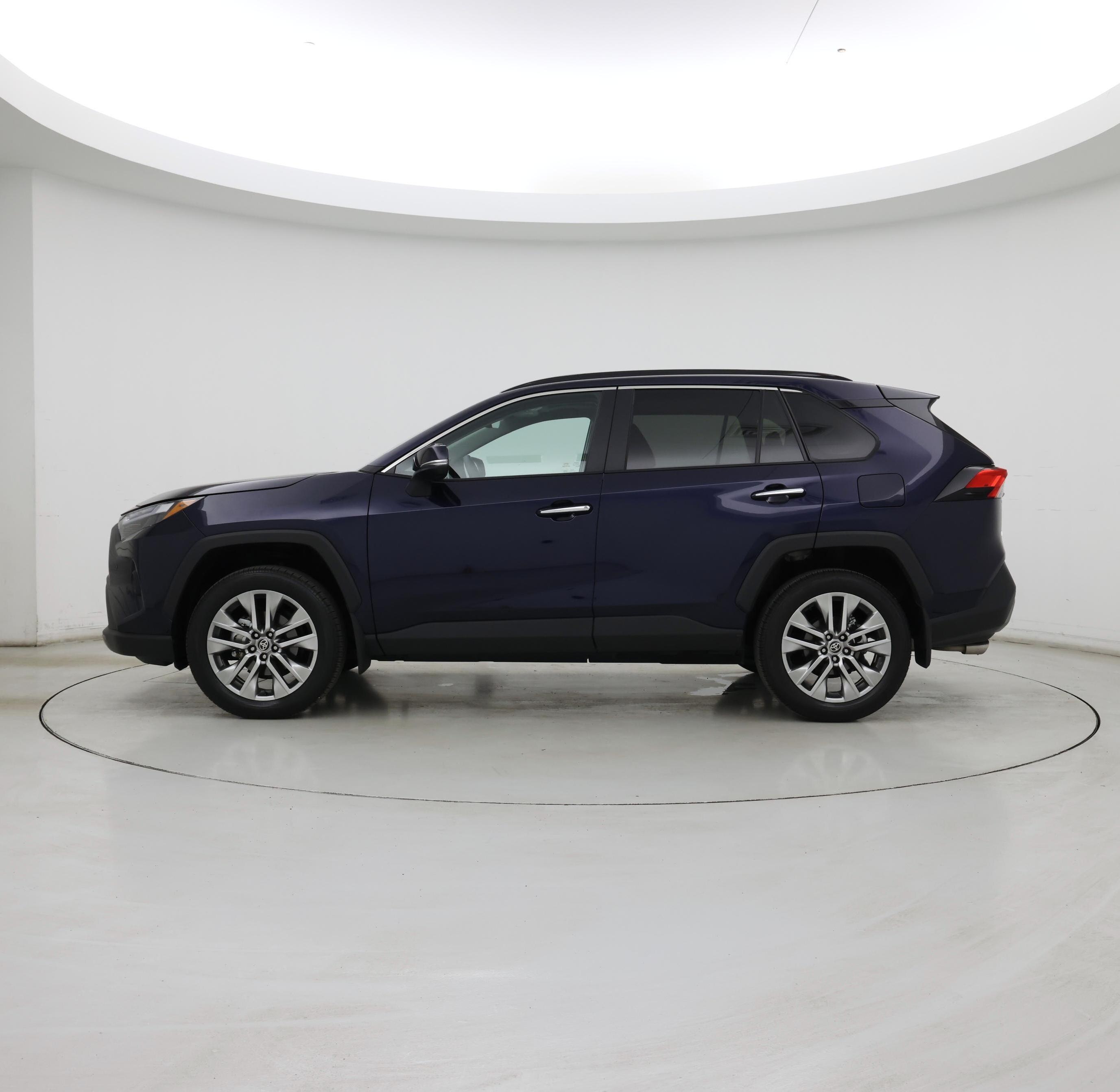 Thumbnail: 2025 Toyota RAV4 - 3