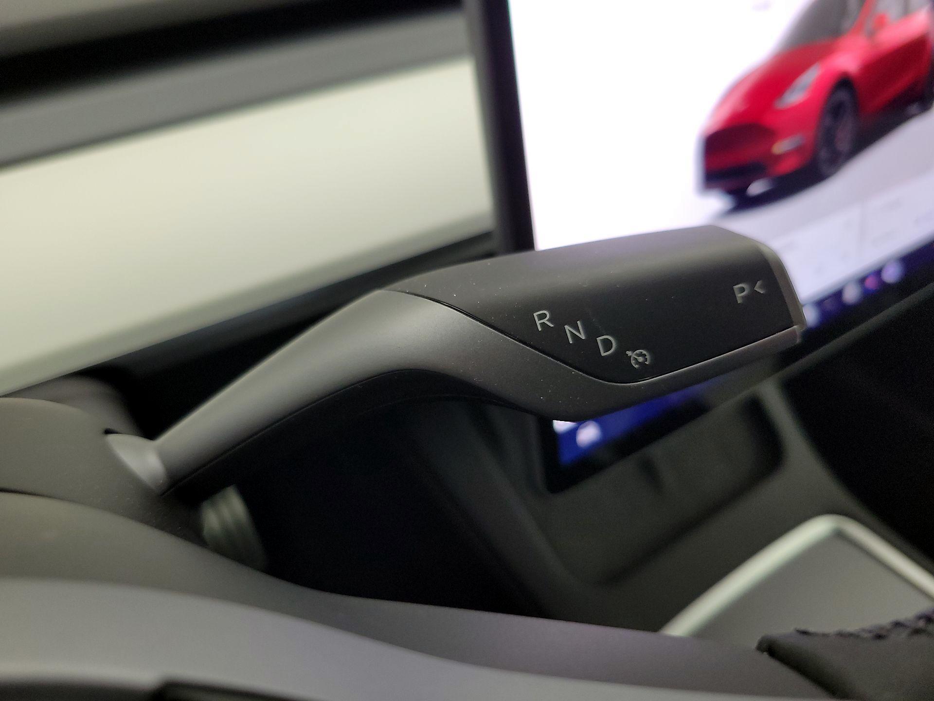 Thumbnail: 2022 Tesla Model Y - 17