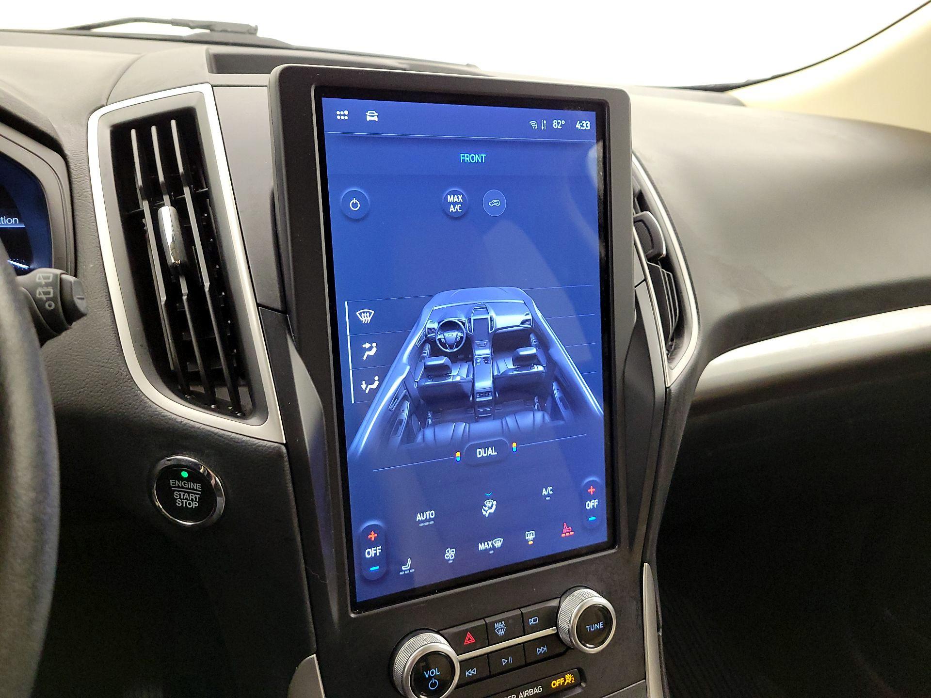 Thumbnail: 2023 Ford Edge - 17