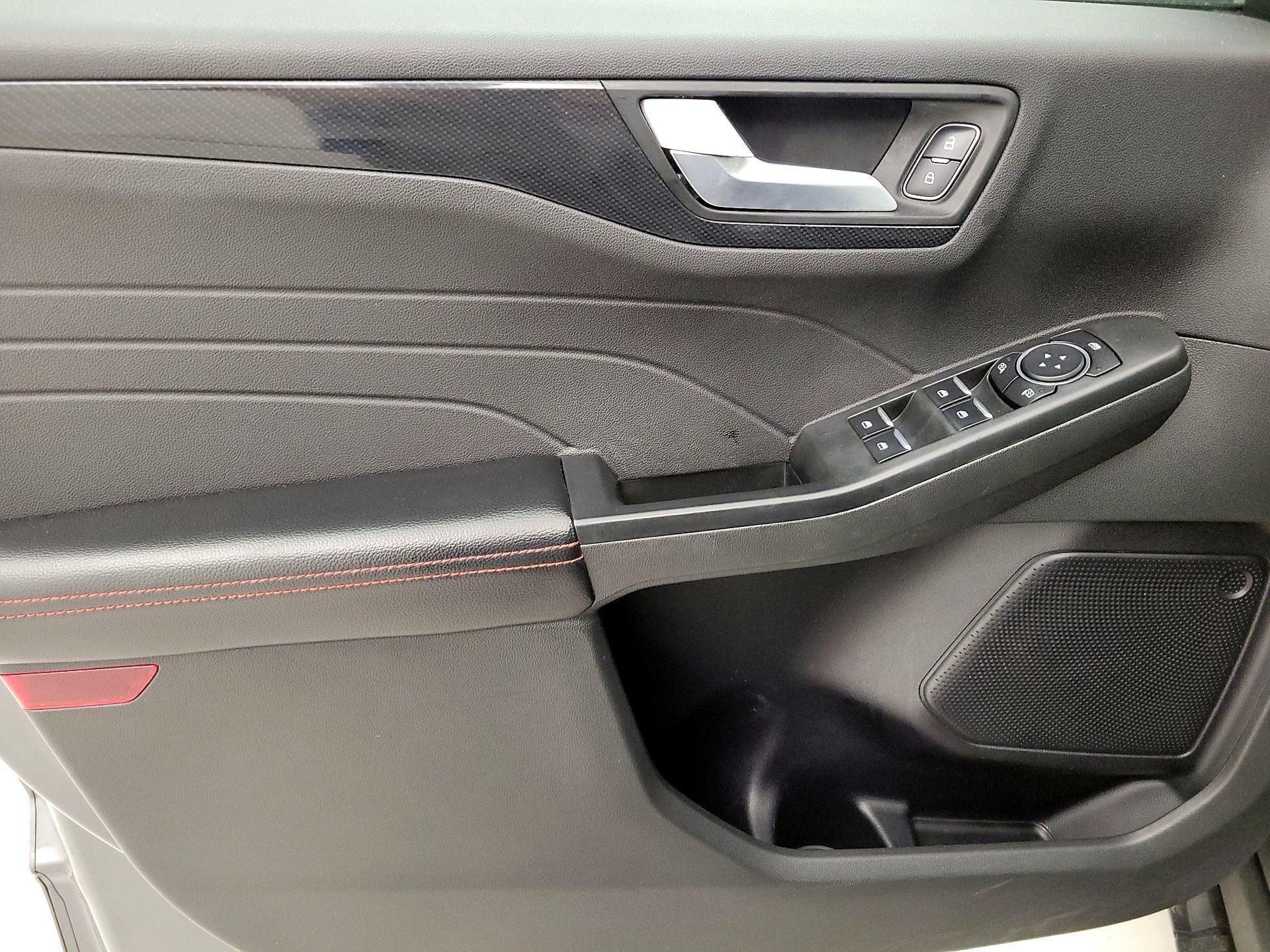Thumbnail: 2023 Ford Escape - 12