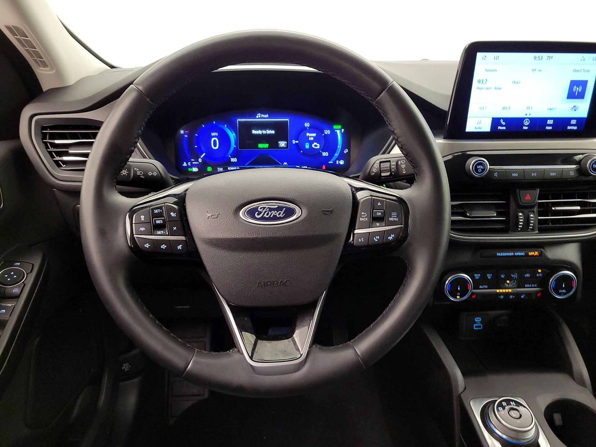 Thumbnail: 2022 Ford Escape - 10