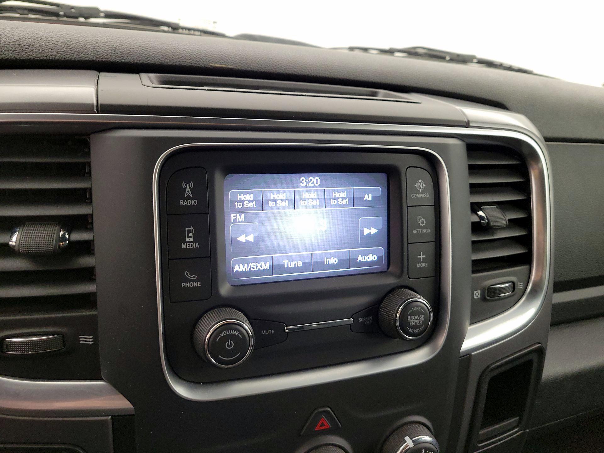 Thumbnail: 2022 RAM 1500 Classic - 15