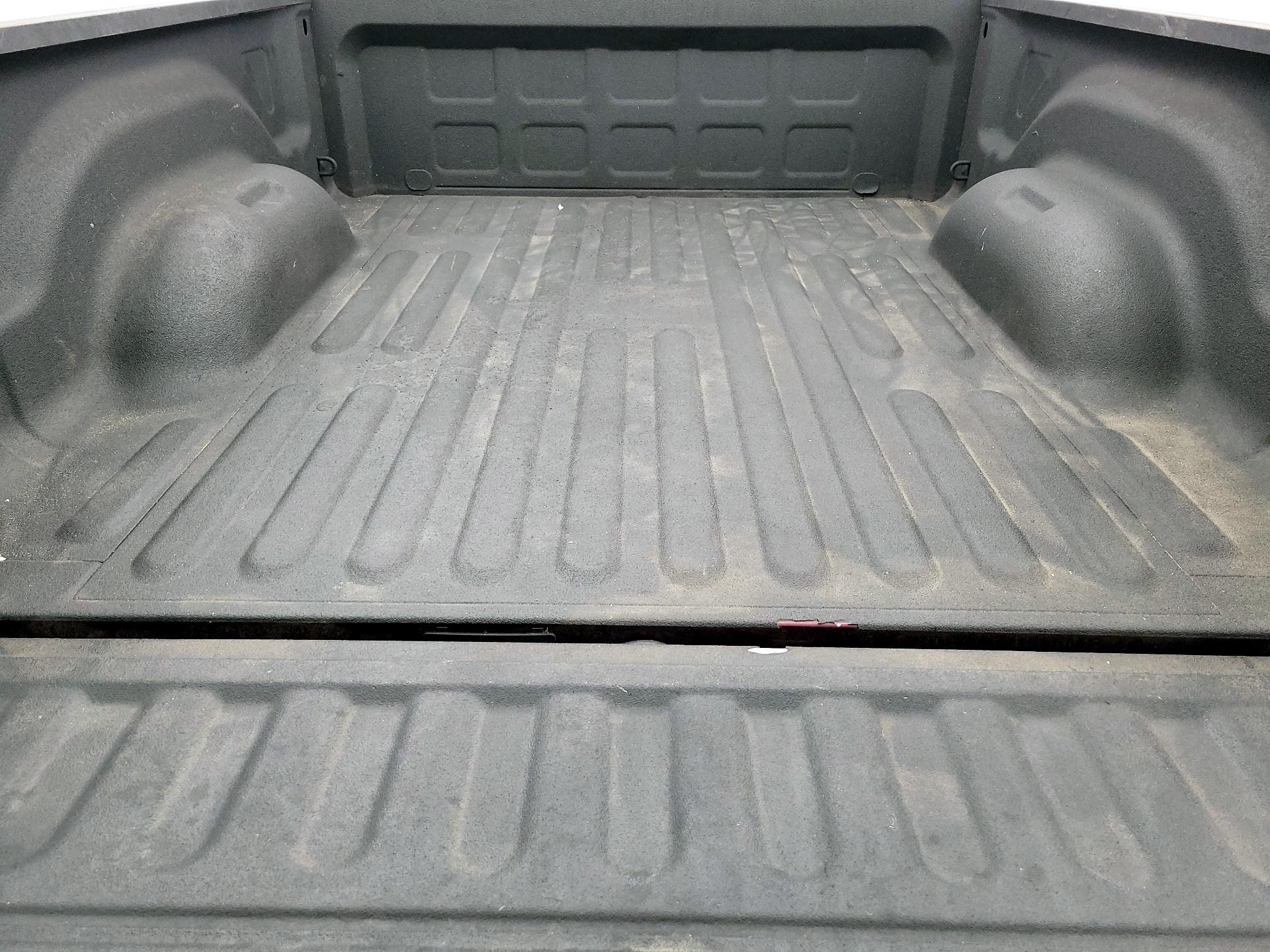 Thumbnail: 2022 RAM 1500 Classic - 20