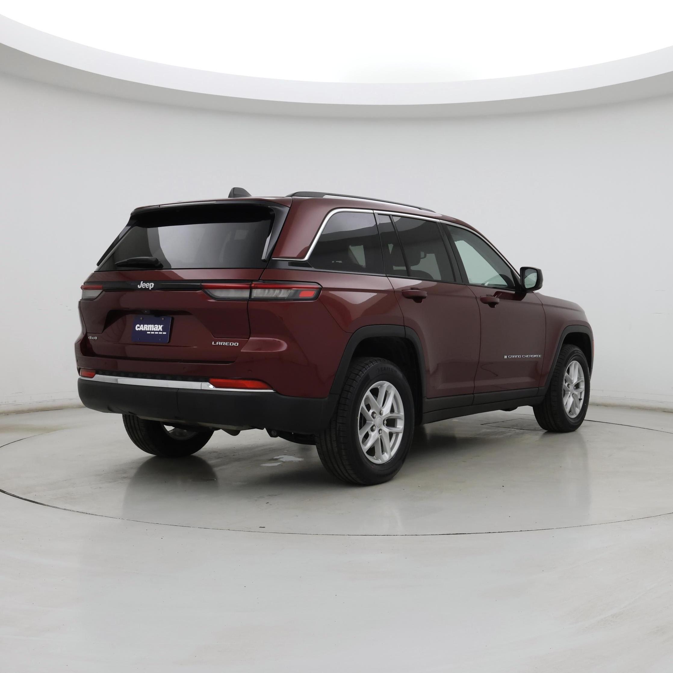 Thumbnail: 2024 Jeep Grand Cherokee - 8