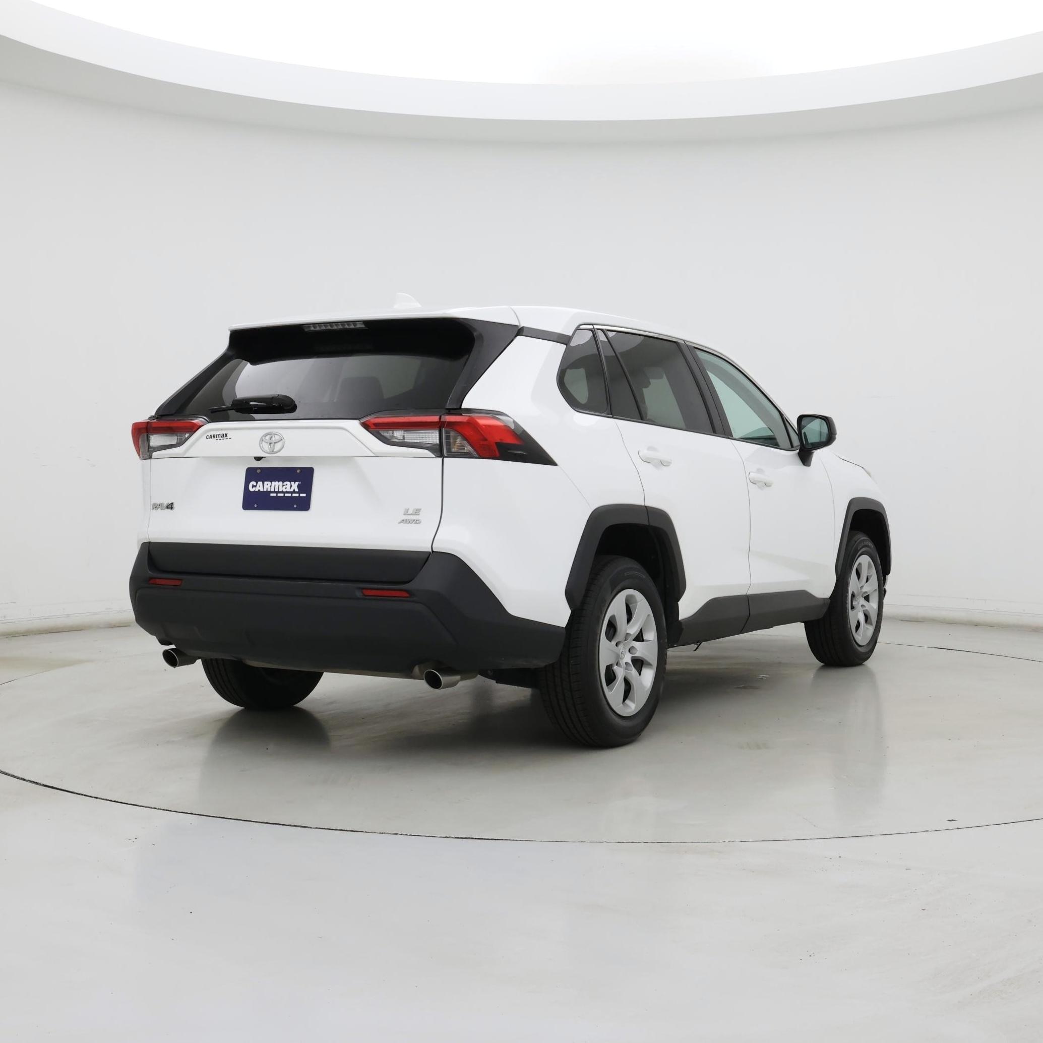 Thumbnail: 2024 Toyota RAV4 - 8
