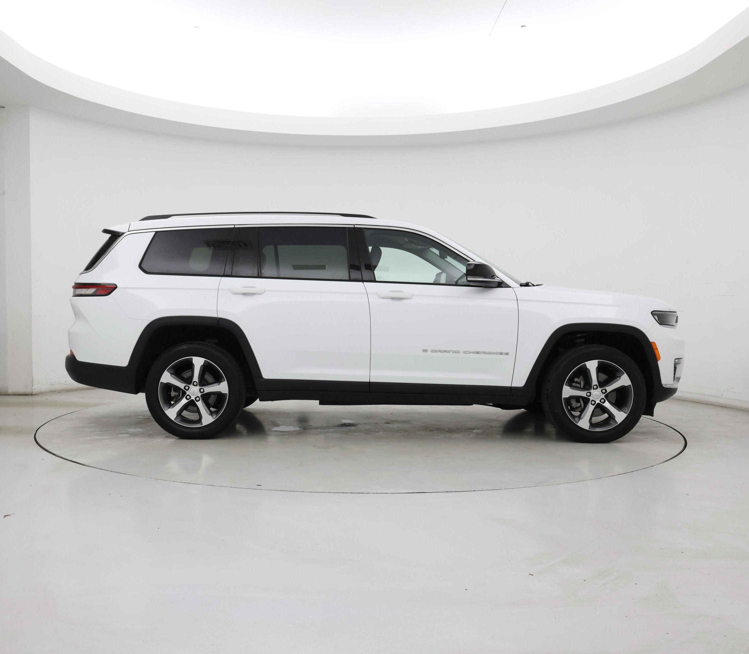 Thumbnail: 2023 Jeep Grand Cherokee L - 7