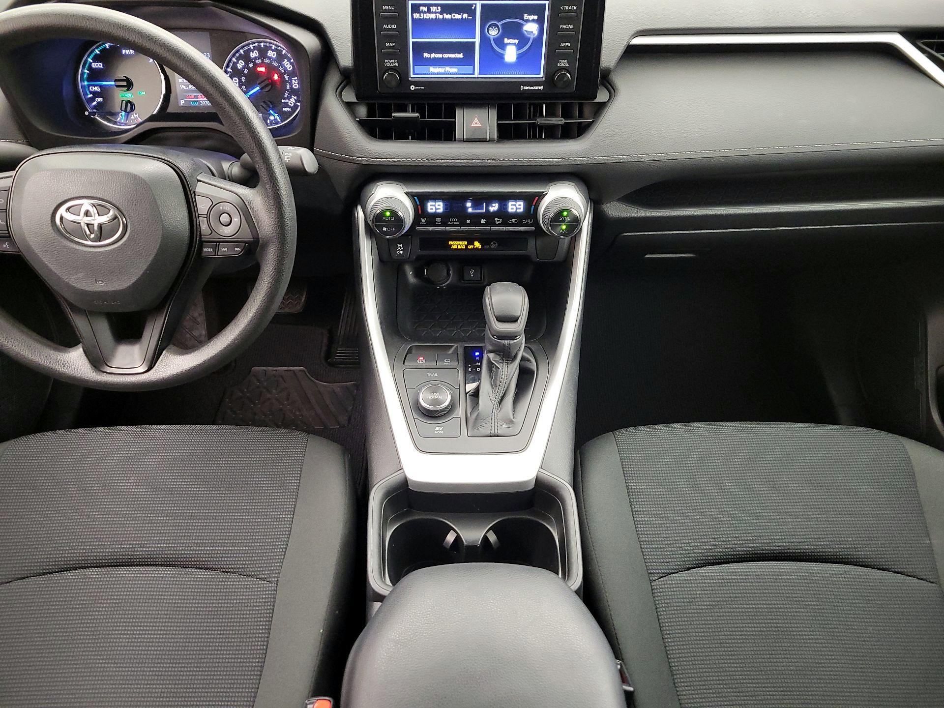 Thumbnail: 2021 Toyota RAV4 - 18