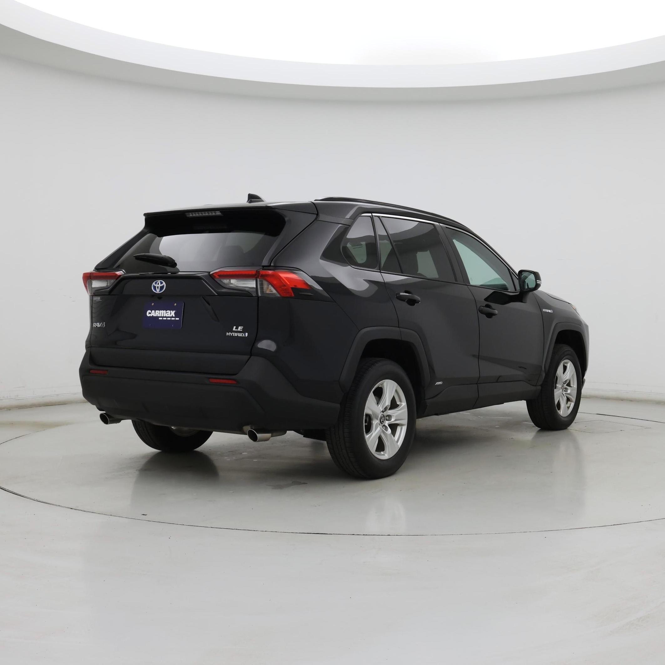 Thumbnail: 2021 Toyota RAV4 - 8