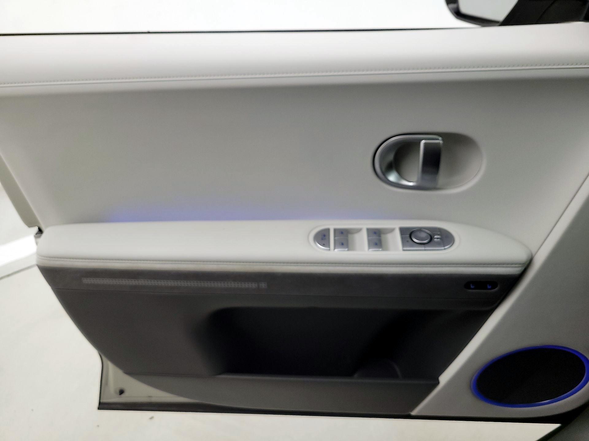 Thumbnail: 2024 Hyundai Ioniq 5 - 12