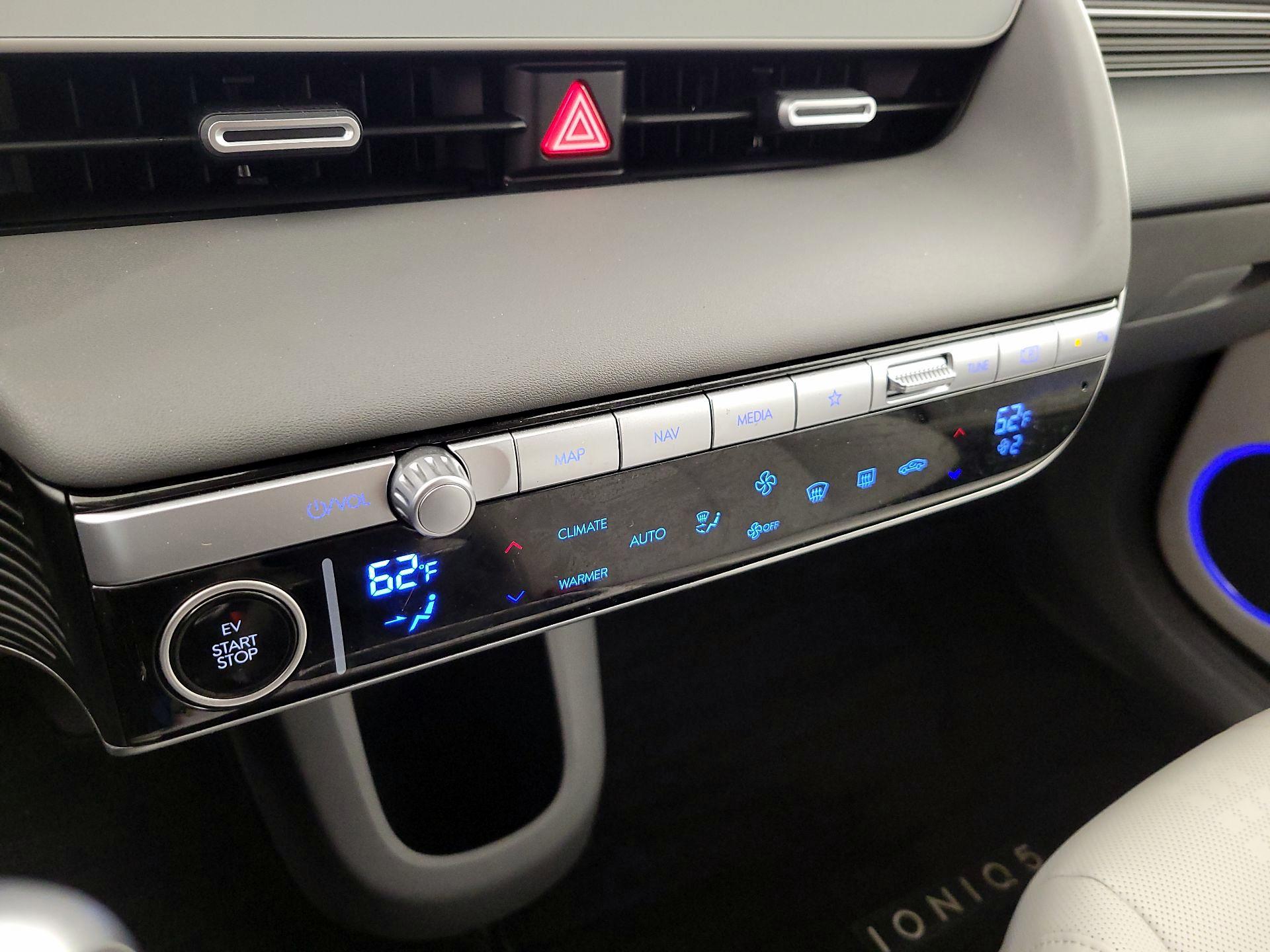 Thumbnail: 2024 Hyundai Ioniq 5 - 17