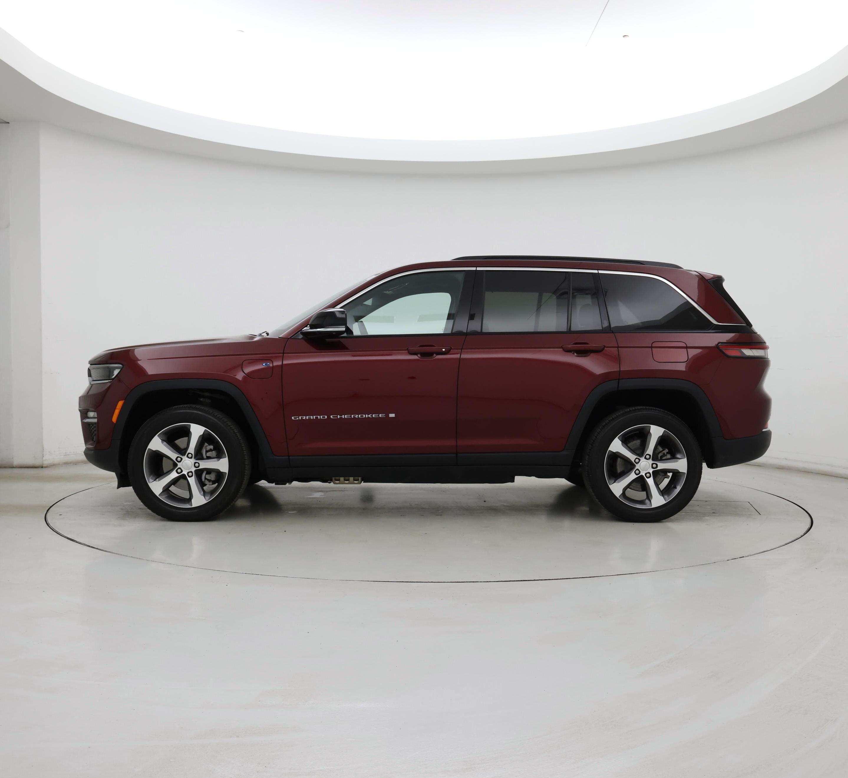 Thumbnail: 2024 Jeep Grand Cherokee - 3