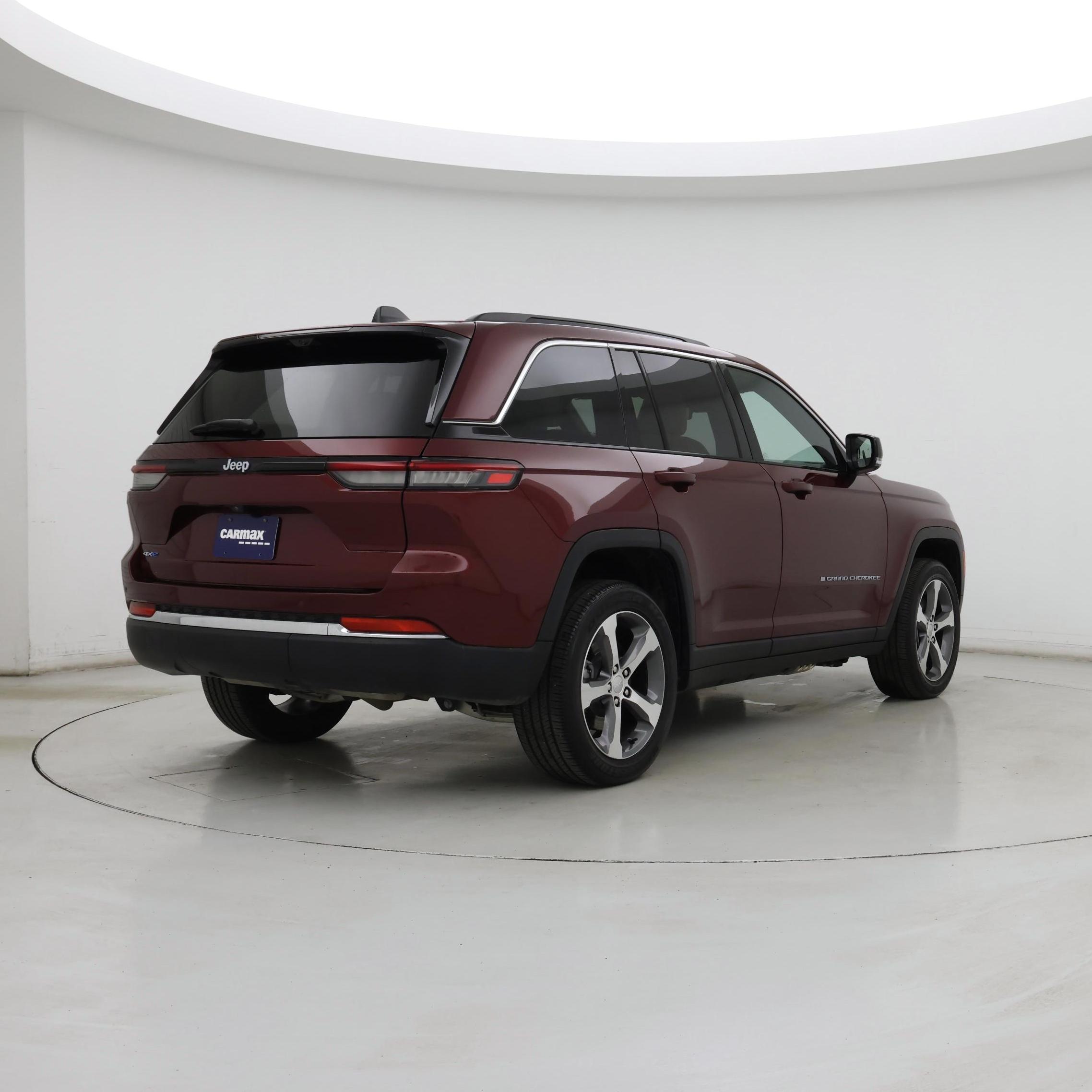 Thumbnail: 2024 Jeep Grand Cherokee - 8