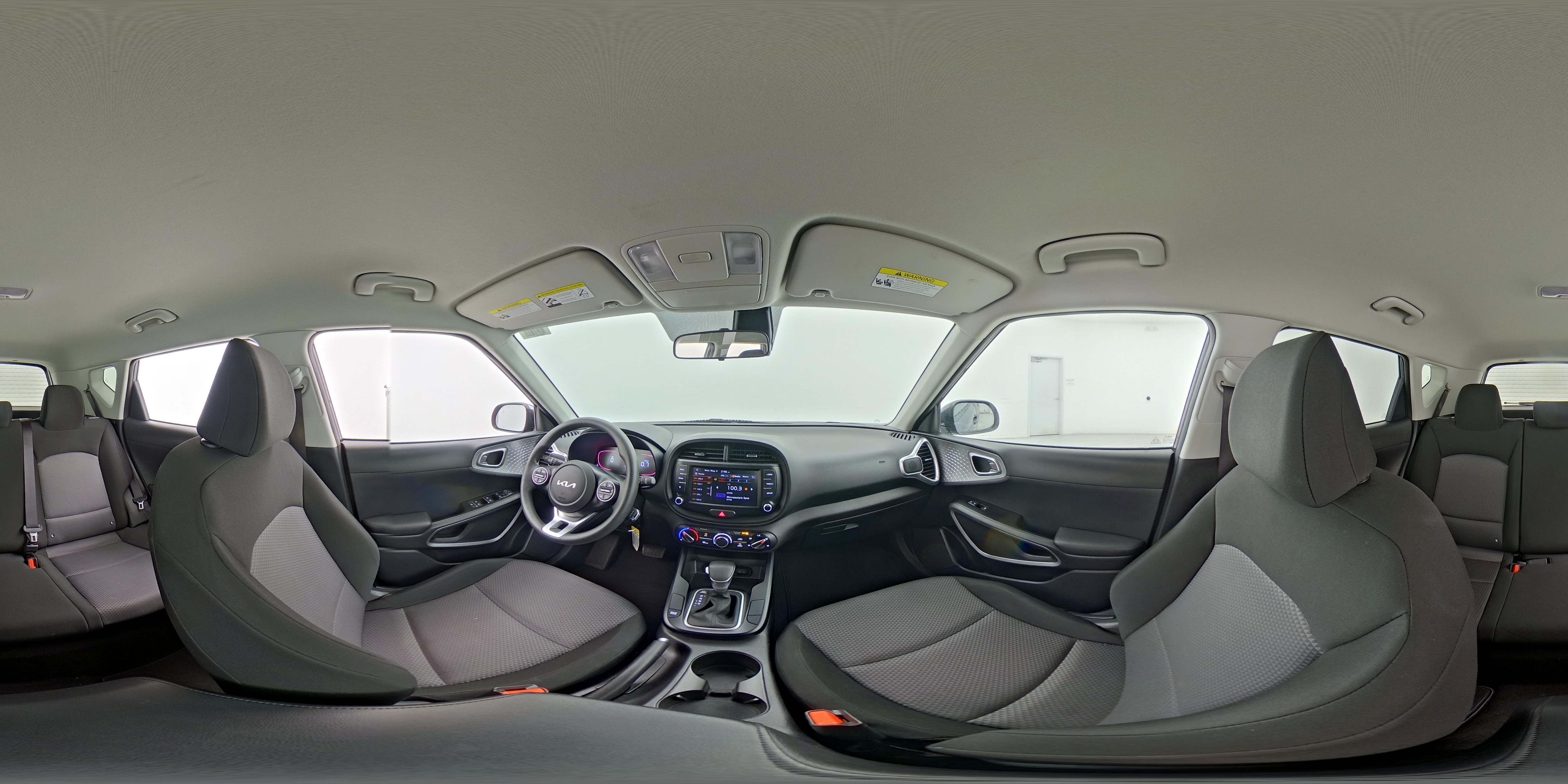2024 Kia Soul LX - Photo 24