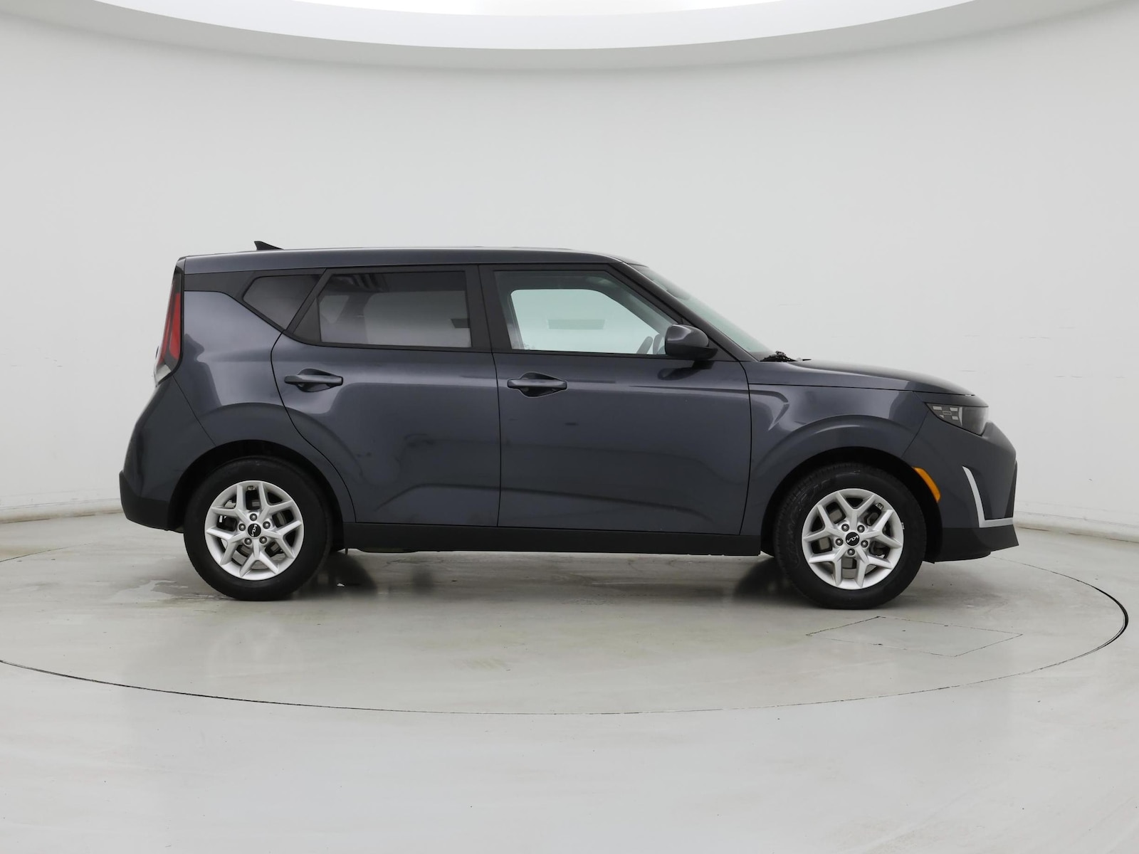 2024 Kia Soul LX - Photo 8