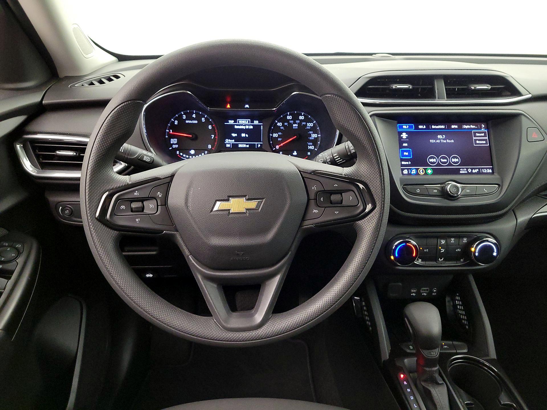 Thumbnail: 2023 Chevrolet TrailBlazer - 10