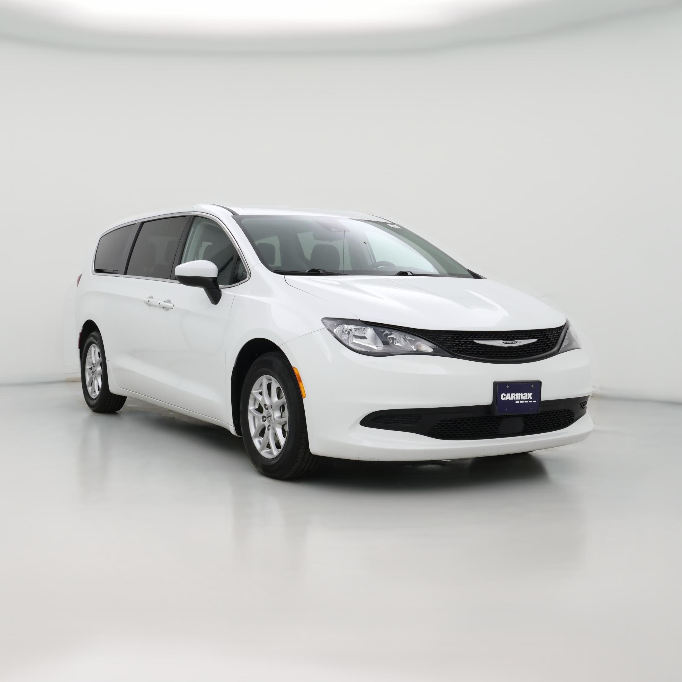 Thumbnail: 2023 Chrysler Voyager - 1