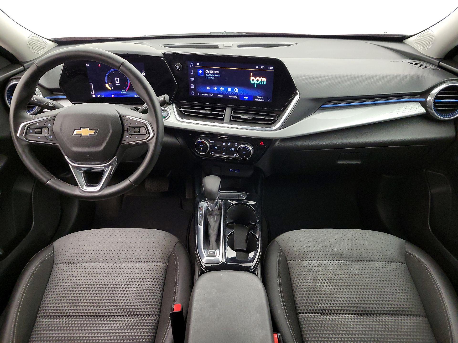 Thumbnail: 2025 Chevrolet Trax - 9
