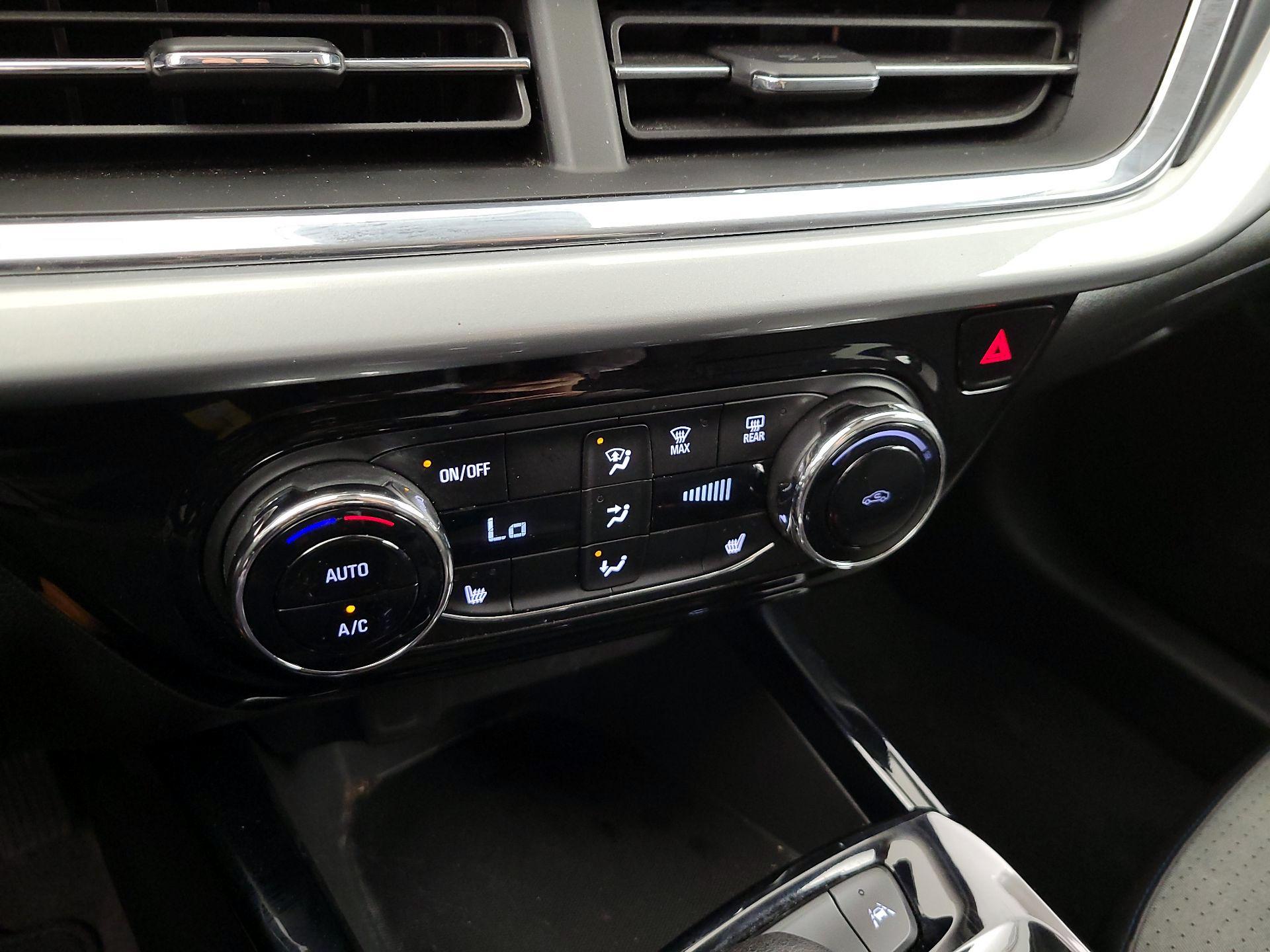 Thumbnail: 2025 Chevrolet Trax - 16