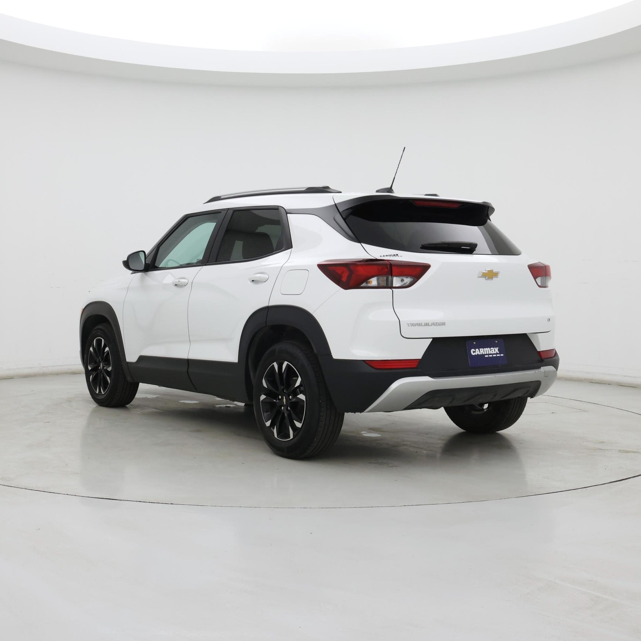 Thumbnail: 2023 Chevrolet TrailBlazer - 2
