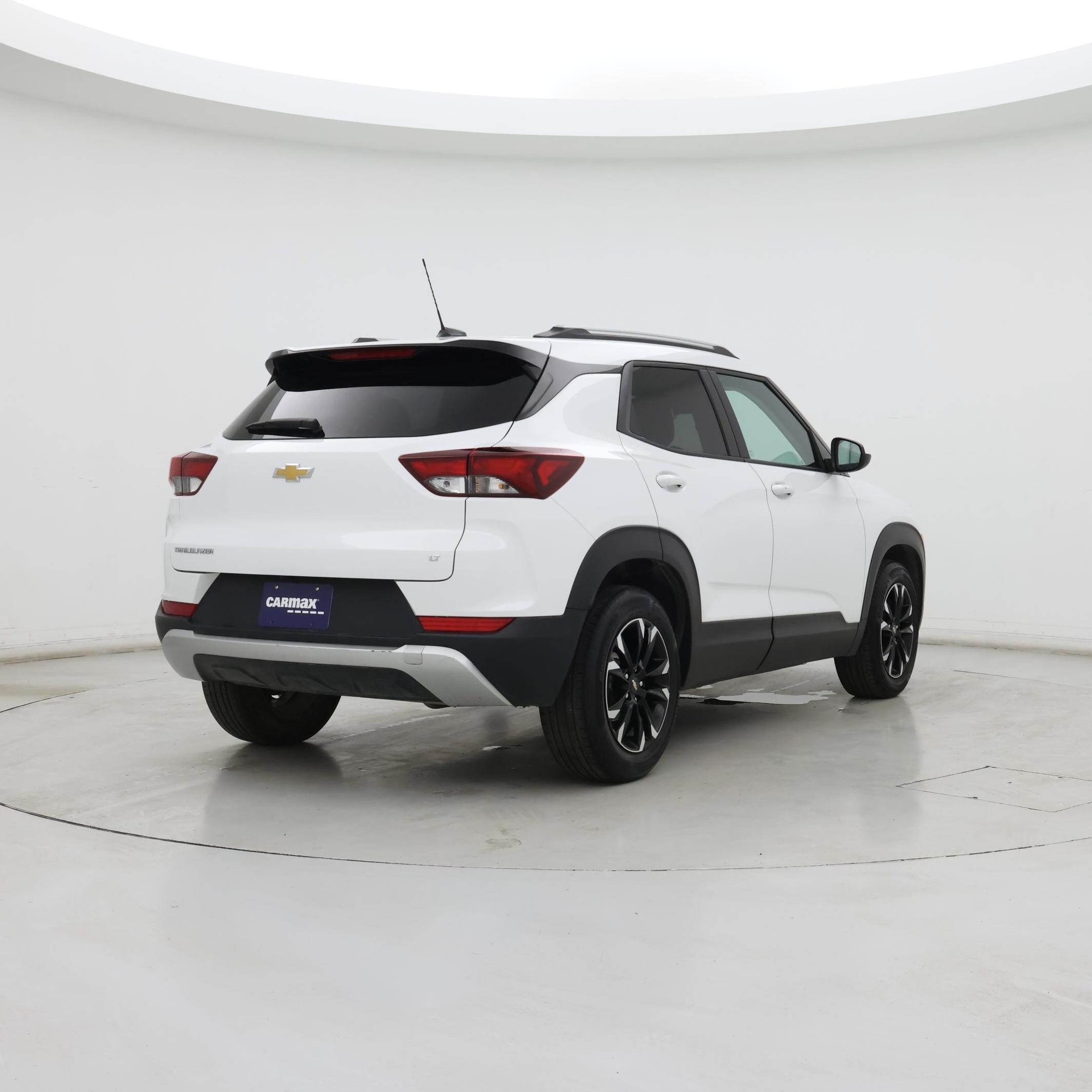 Thumbnail: 2023 Chevrolet TrailBlazer - 8