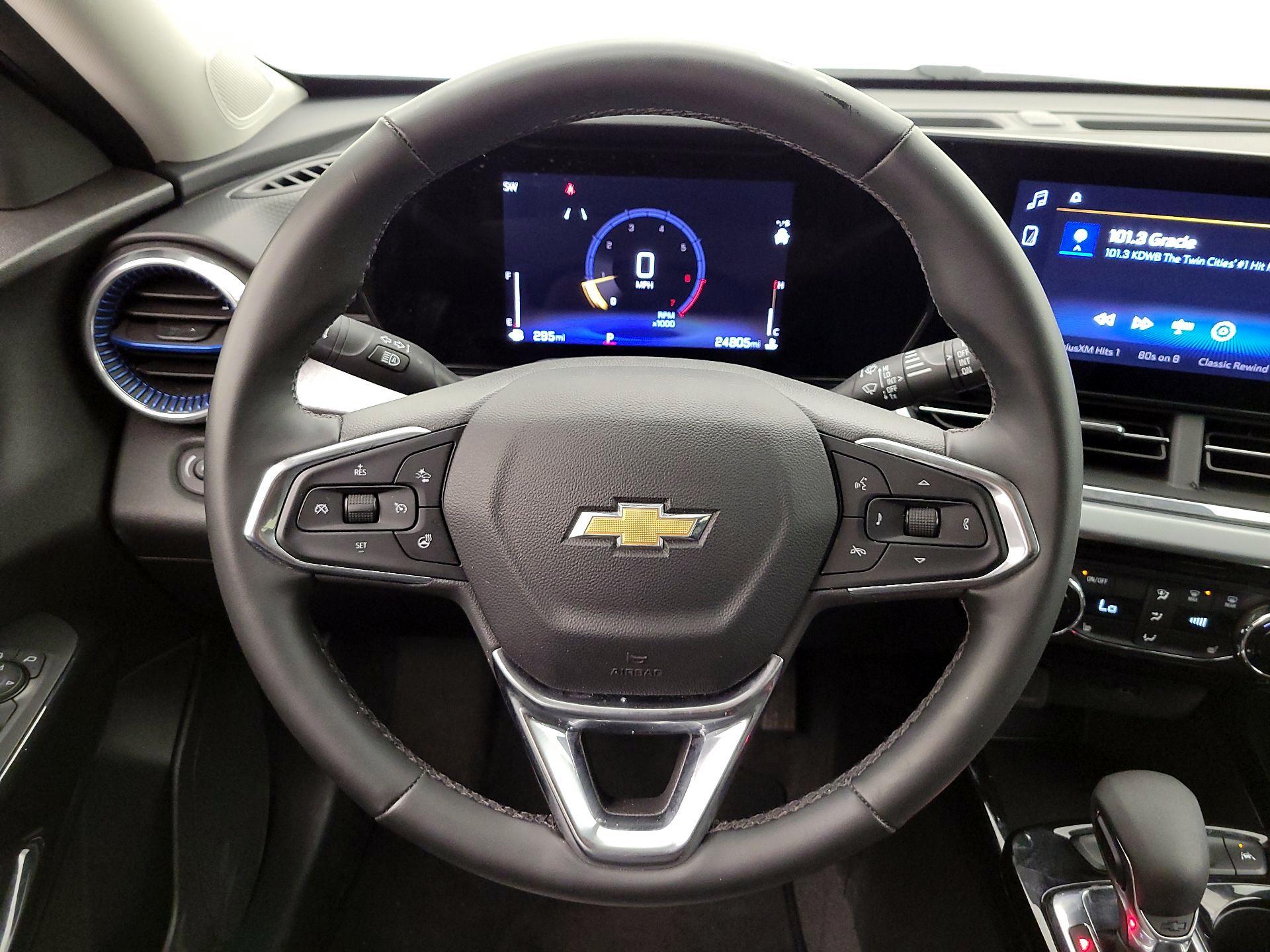 Thumbnail: 2025 Chevrolet Trax - 10
