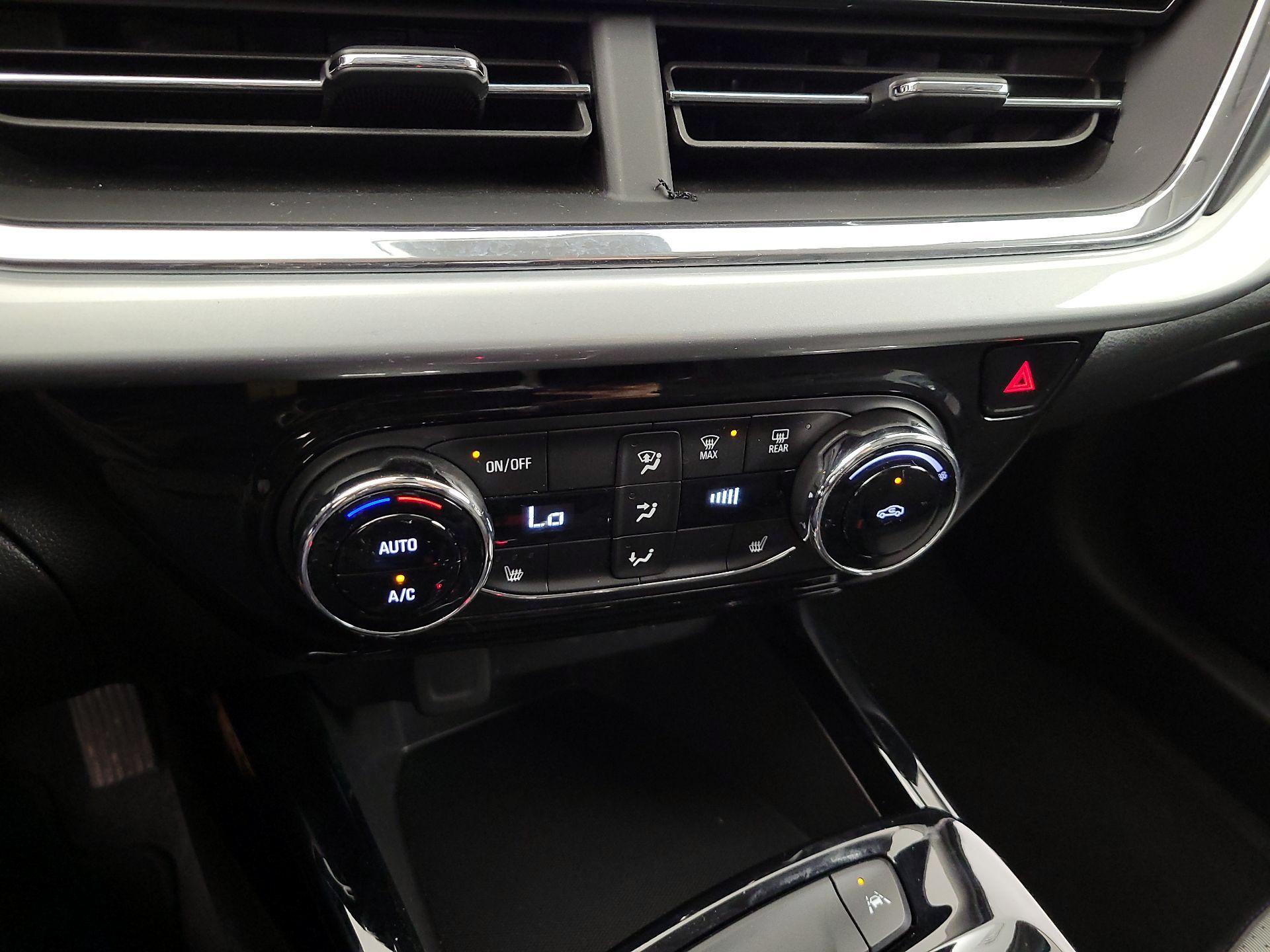 Thumbnail: 2025 Chevrolet Trax - 16