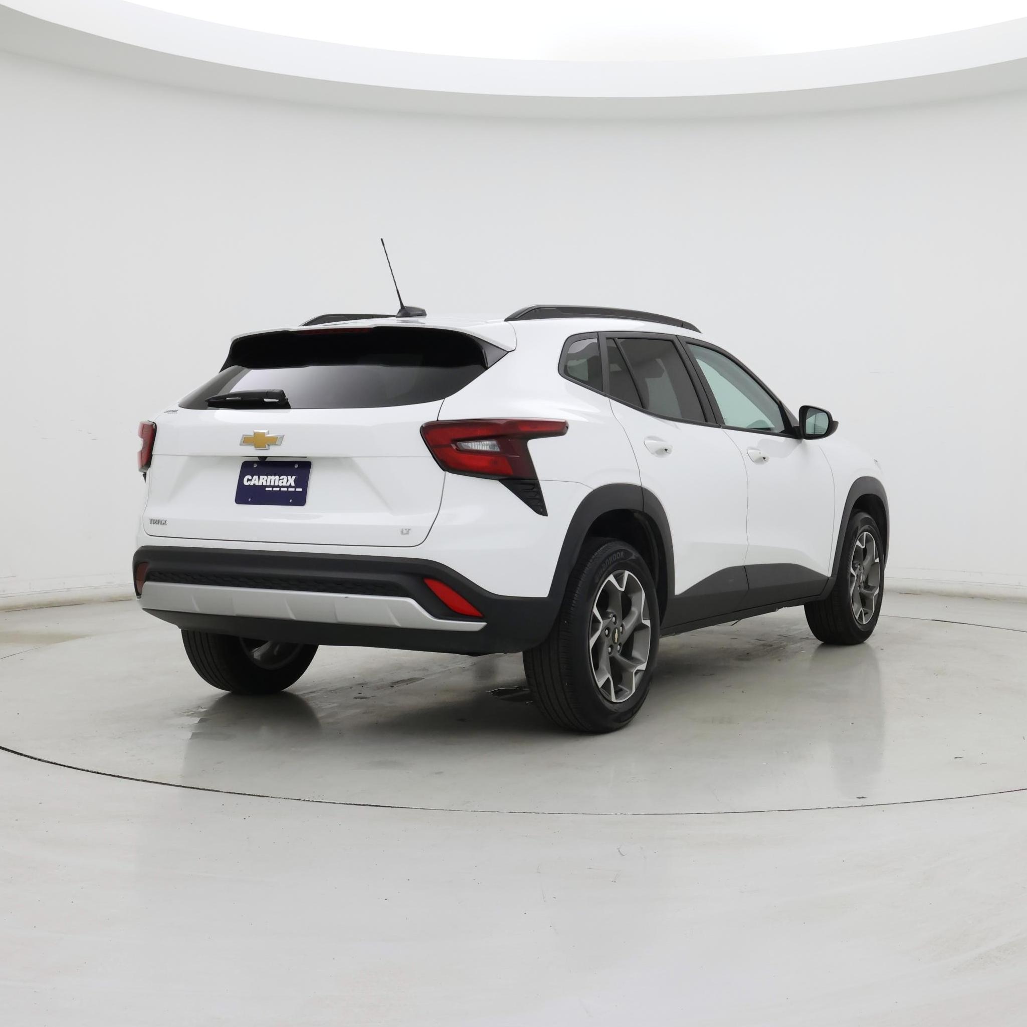 Thumbnail: 2025 Chevrolet Trax - 8