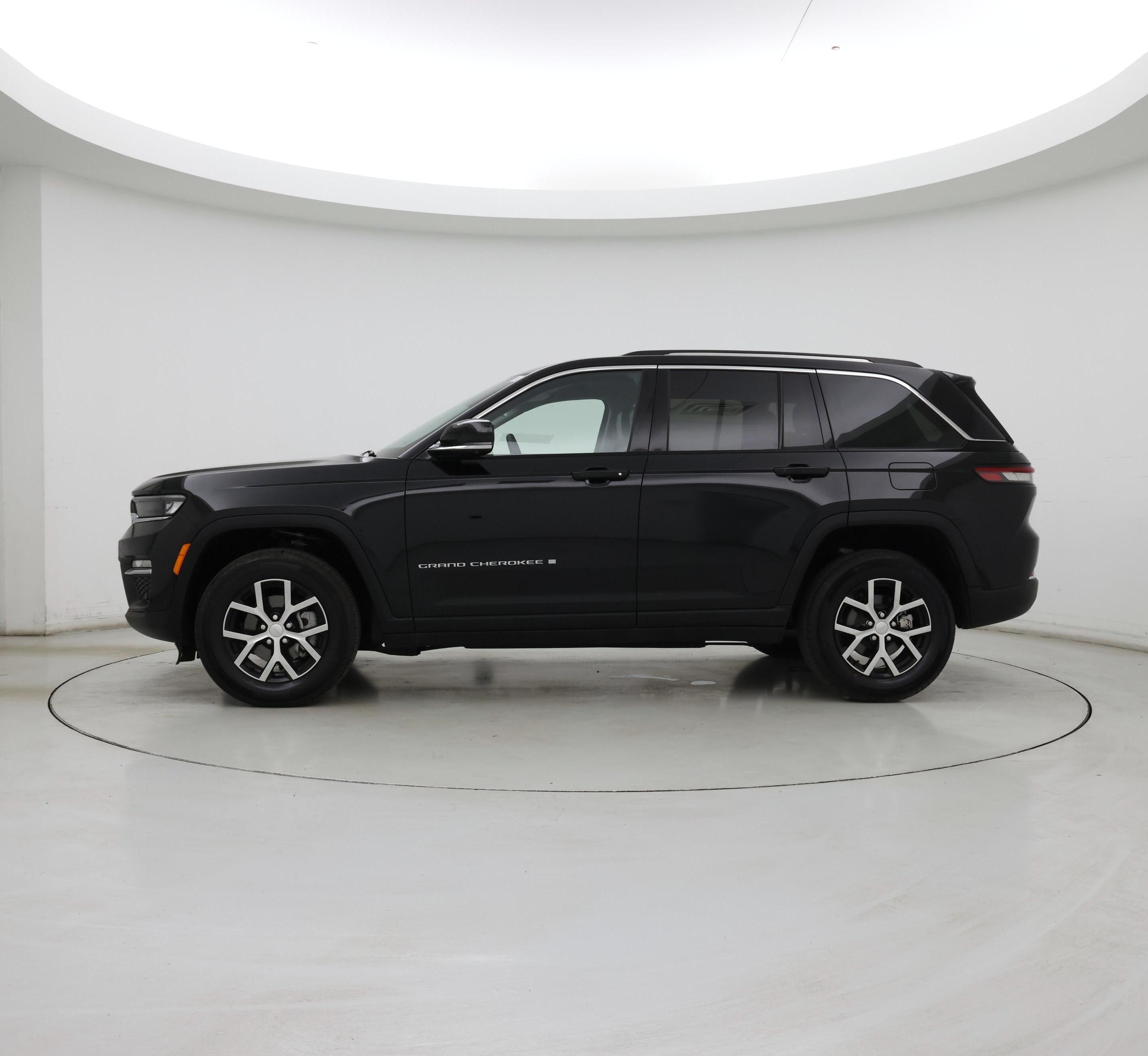 Thumbnail: 2023 Jeep Grand Cherokee - 3