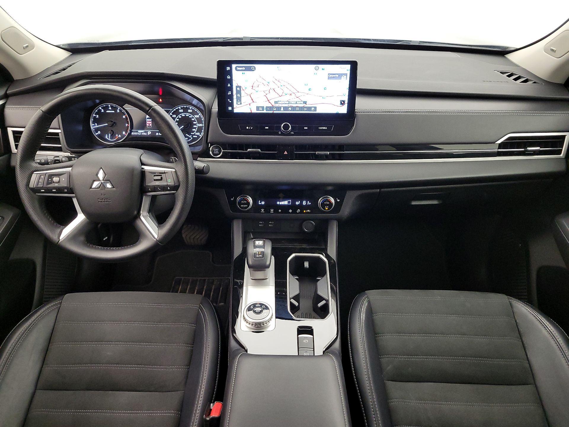 Thumbnail: 2025 Mitsubishi Outlander - 9