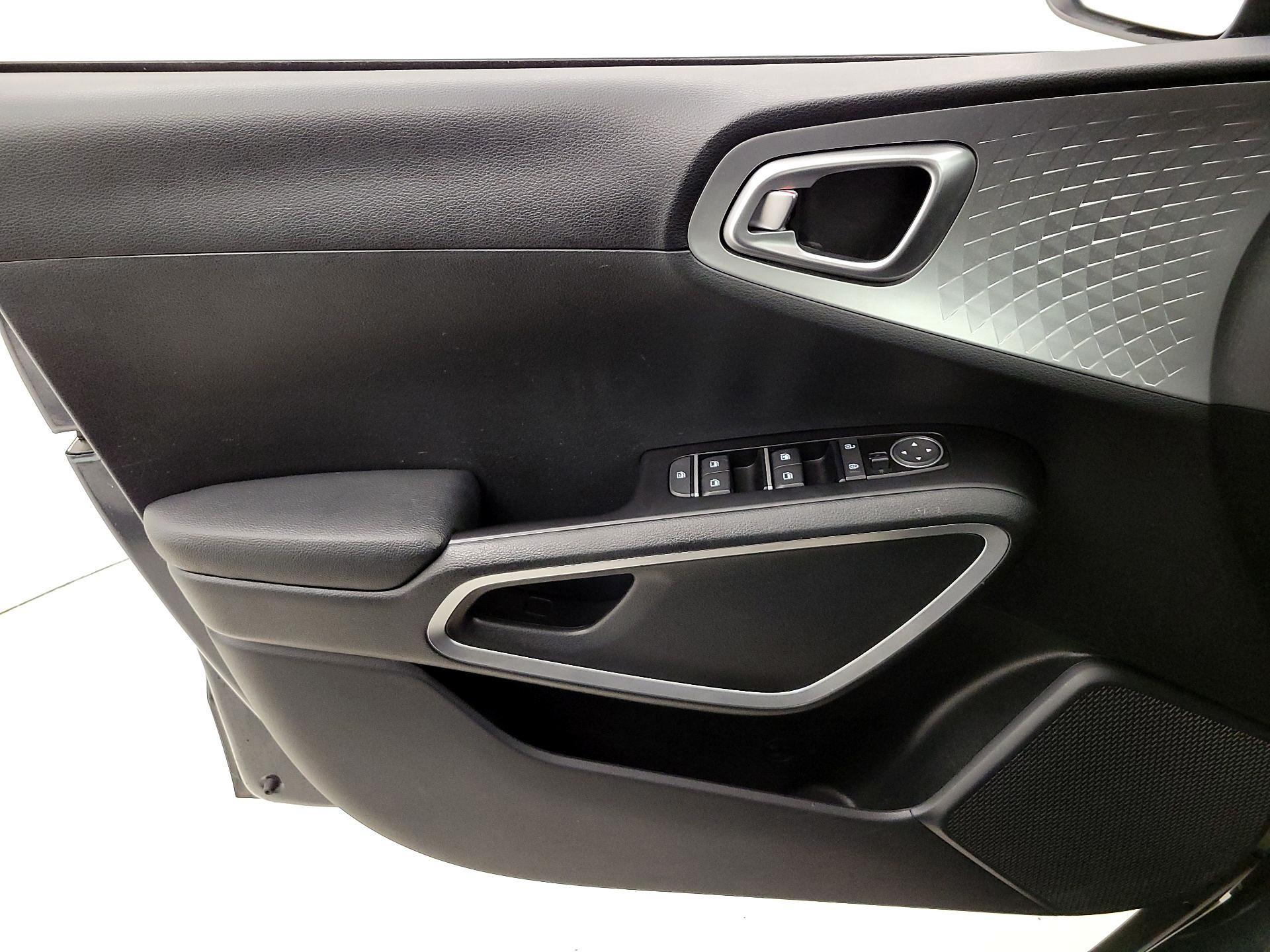 Thumbnail: 2024 Kia Soul - 12