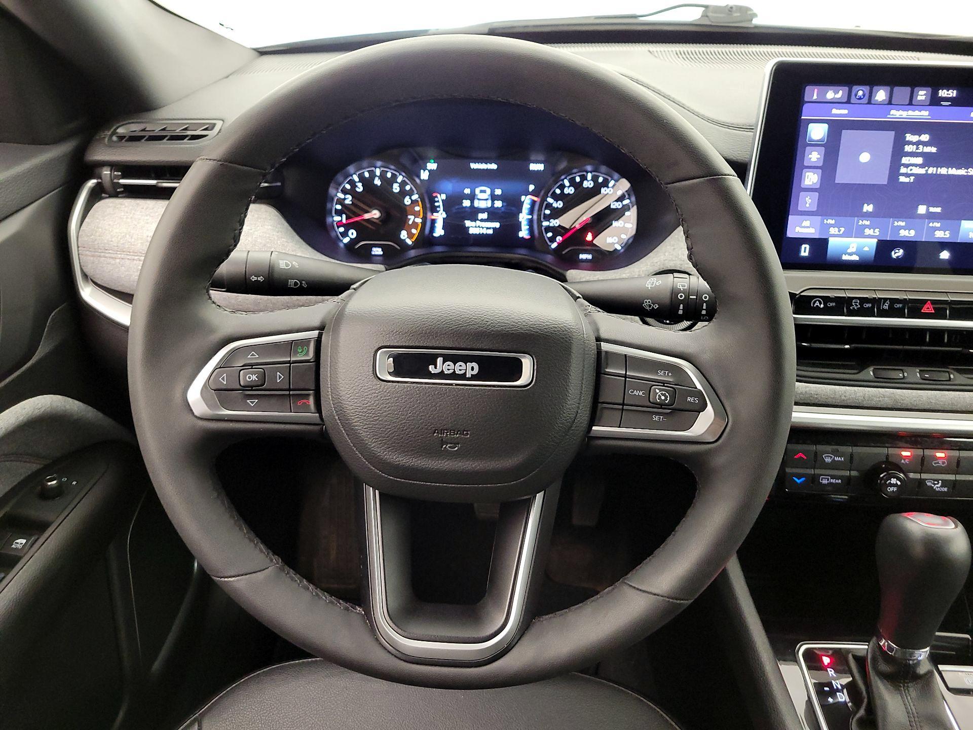 Thumbnail: 2023 Jeep Compass - 10