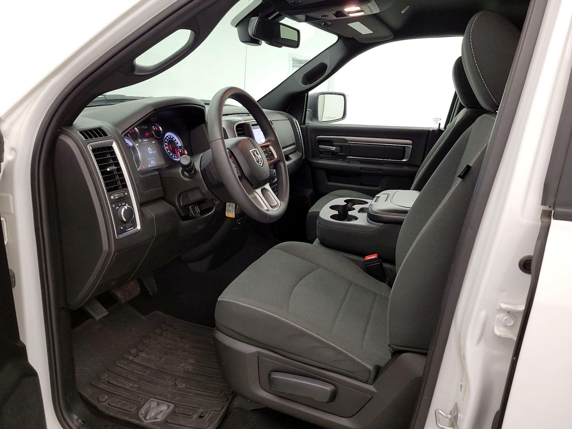 Thumbnail: 2022 RAM 1500 Classic - 11