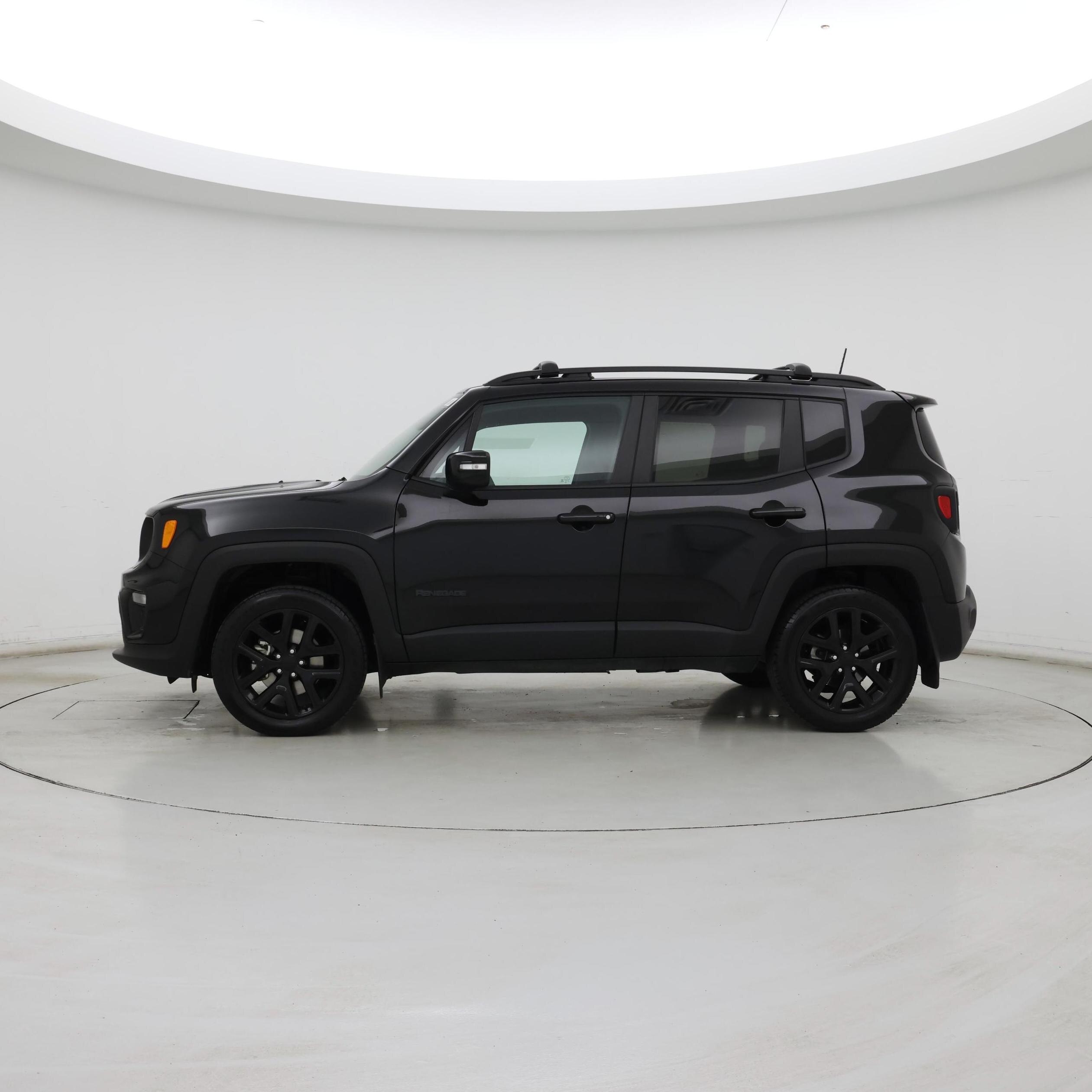 Thumbnail: 2022 Jeep Renegade - 3