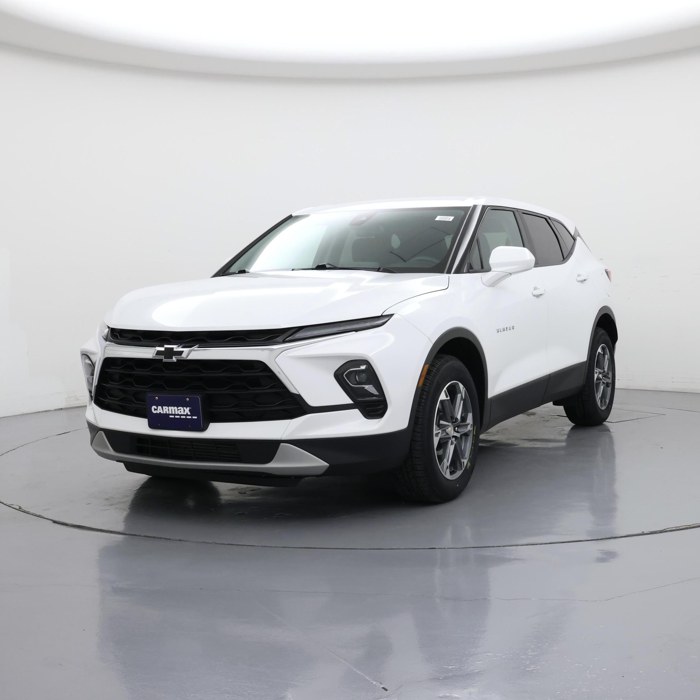 Thumbnail: 2023 Chevrolet Blazer - 4