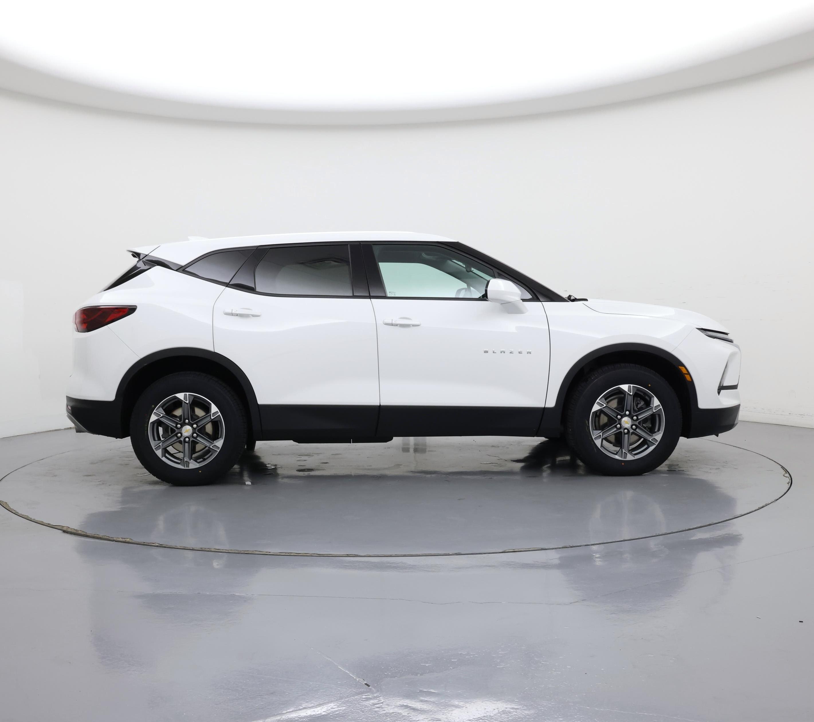 Thumbnail: 2023 Chevrolet Blazer - 7
