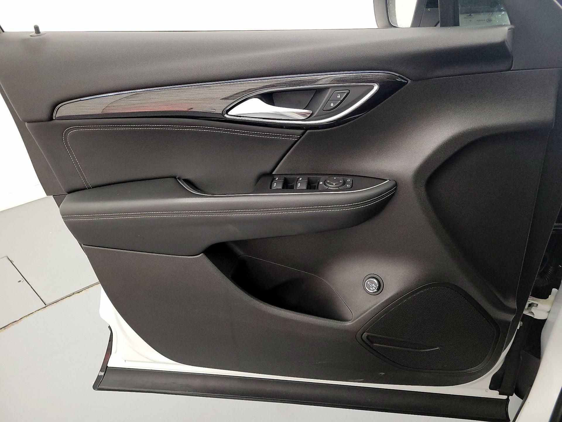 Thumbnail: 2022 Buick Envision - 12