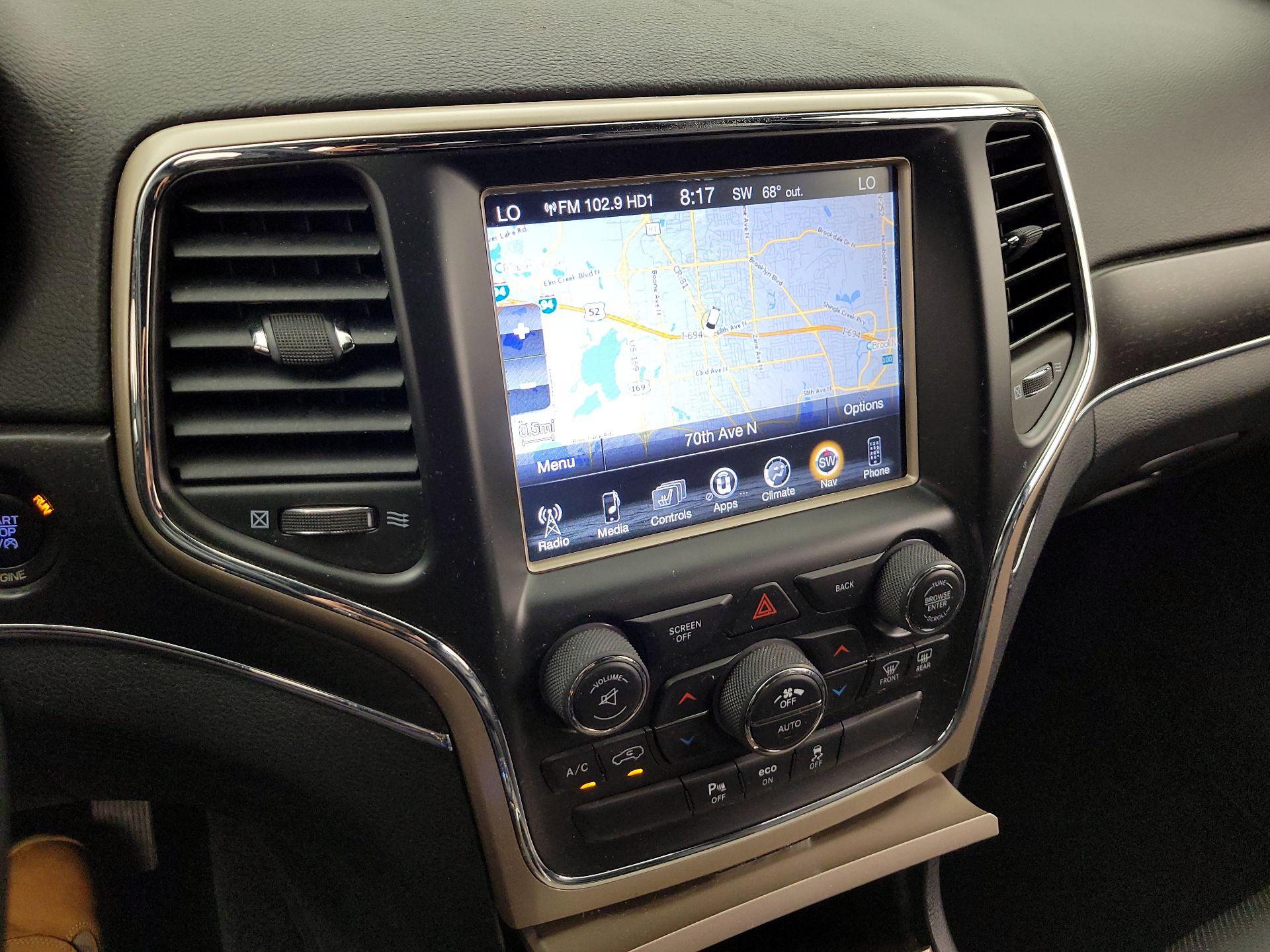 Thumbnail: 2015 Jeep Grand Cherokee - 14