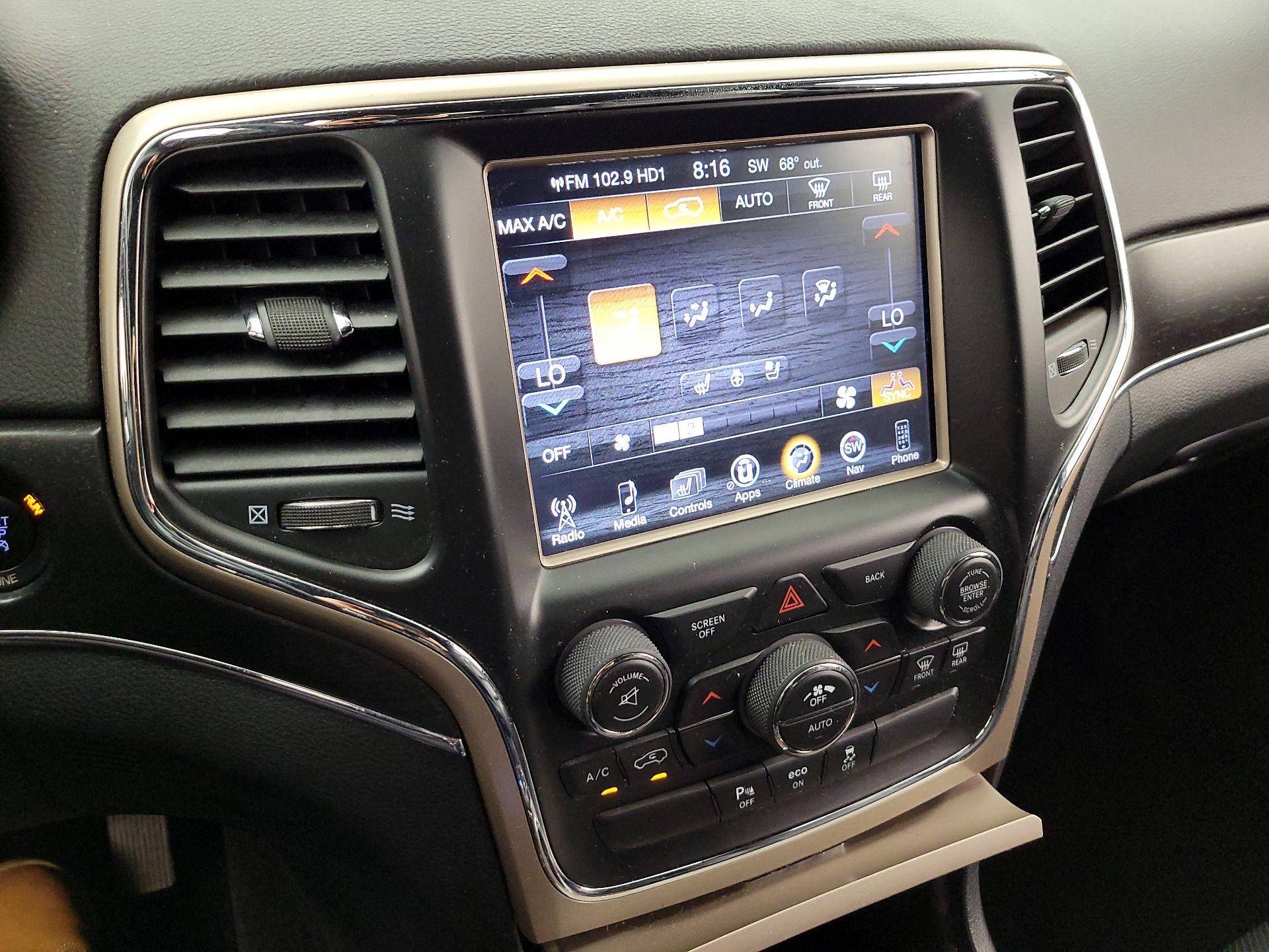Thumbnail: 2015 Jeep Grand Cherokee - 17
