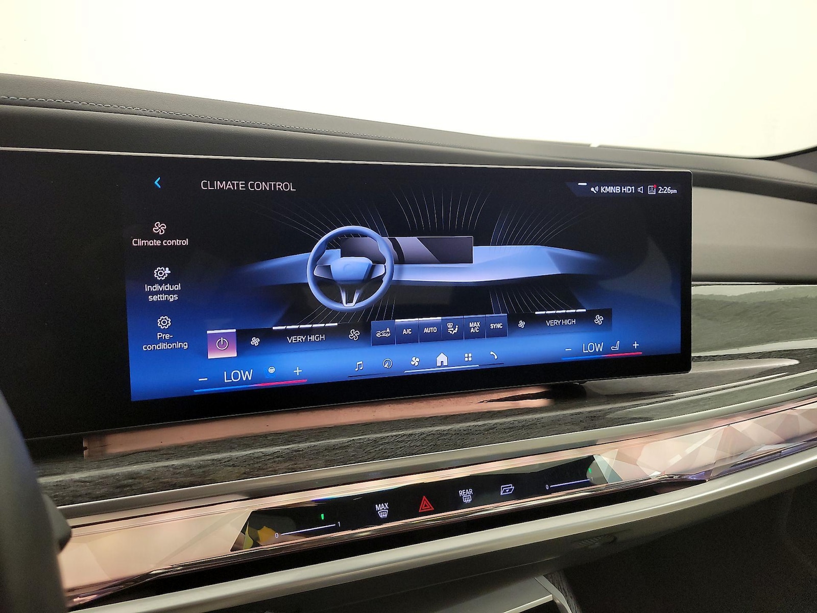 2023 BMW i7 Base - Photo 18