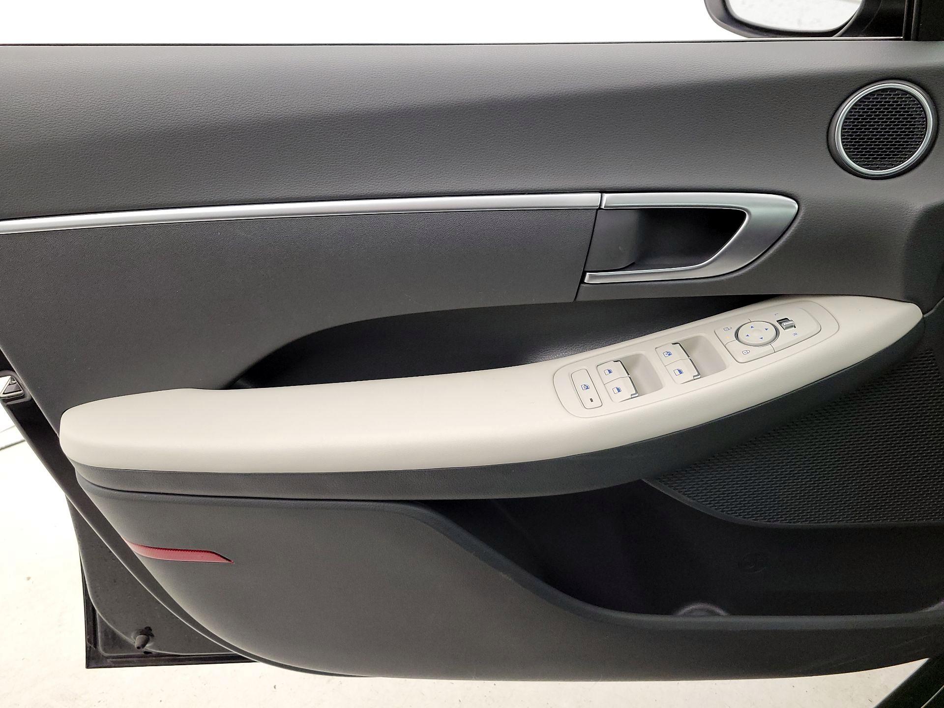 Thumbnail: 2025 Hyundai Sonata - 12
