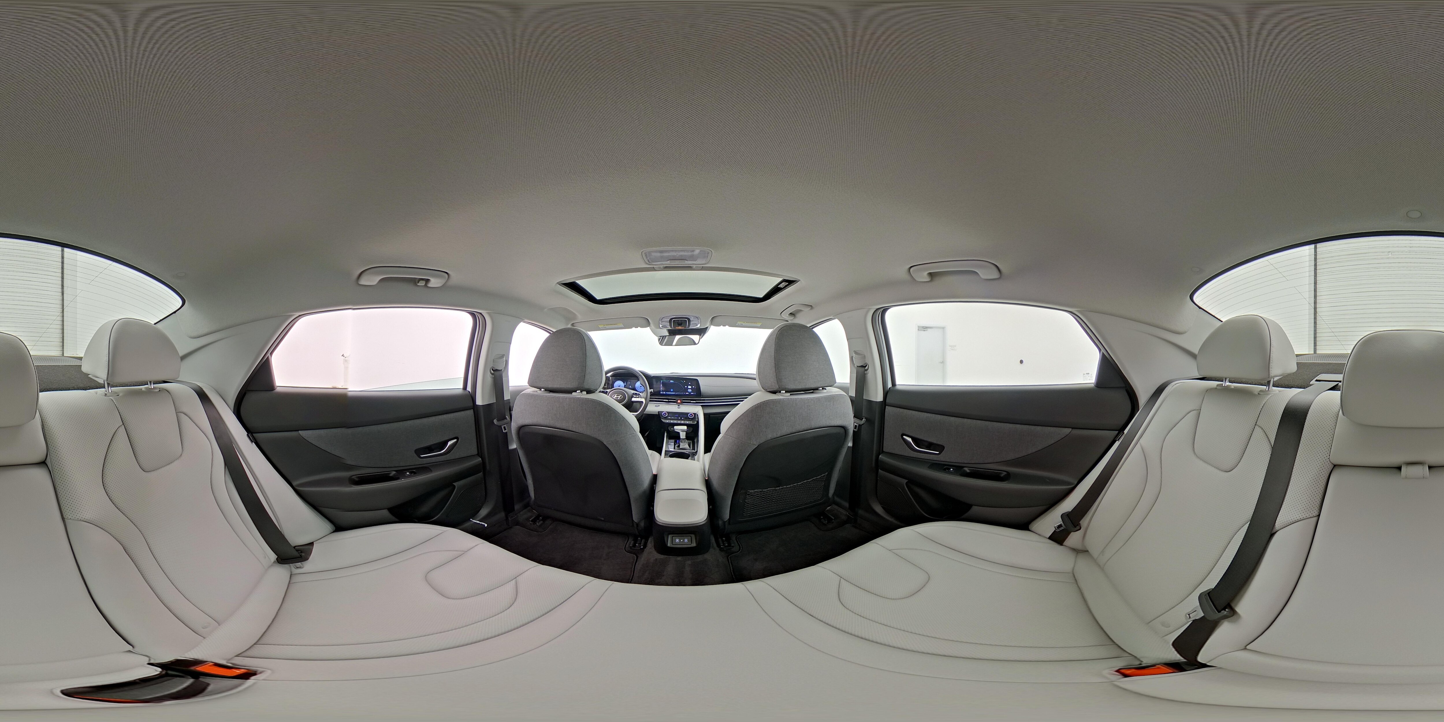 2025 Hyundai Elantra Limited - Photo 28