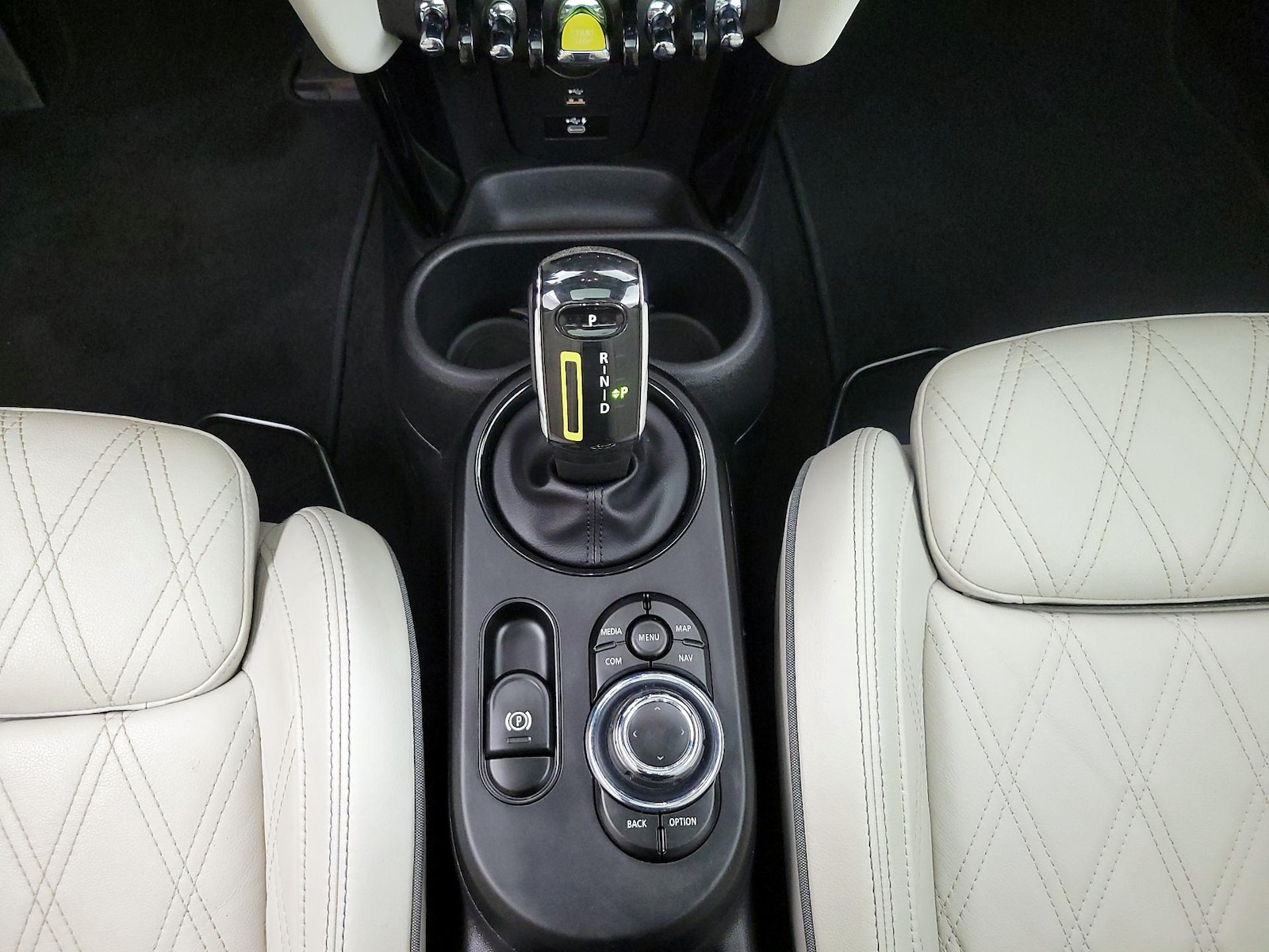2022 MINI Hardtop 2 Door SE - Photo 19