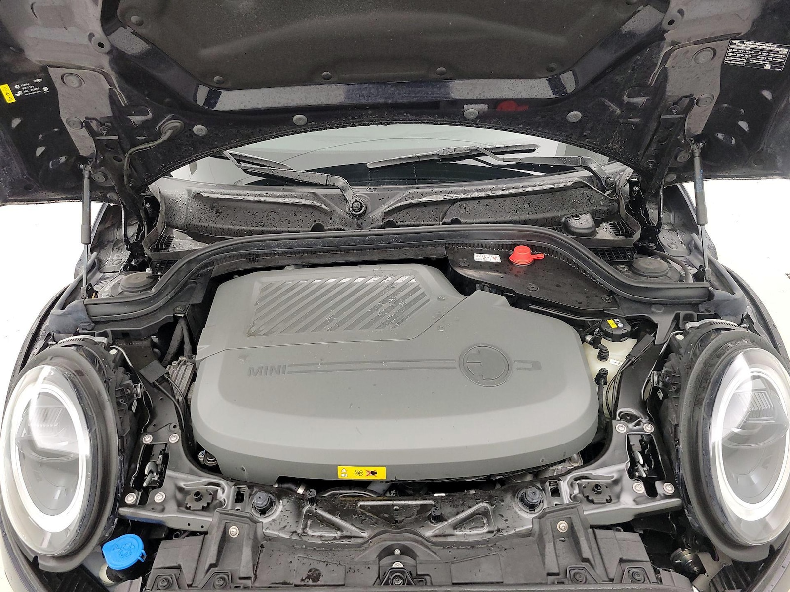 2022 MINI Hardtop 2 Door SE - Photo 24