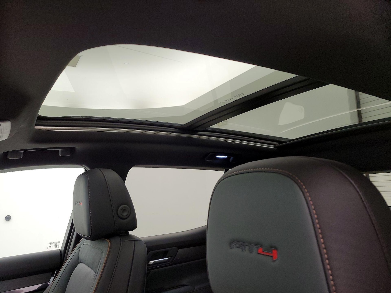 2026 GMC Terrain AT4 - Photo 21