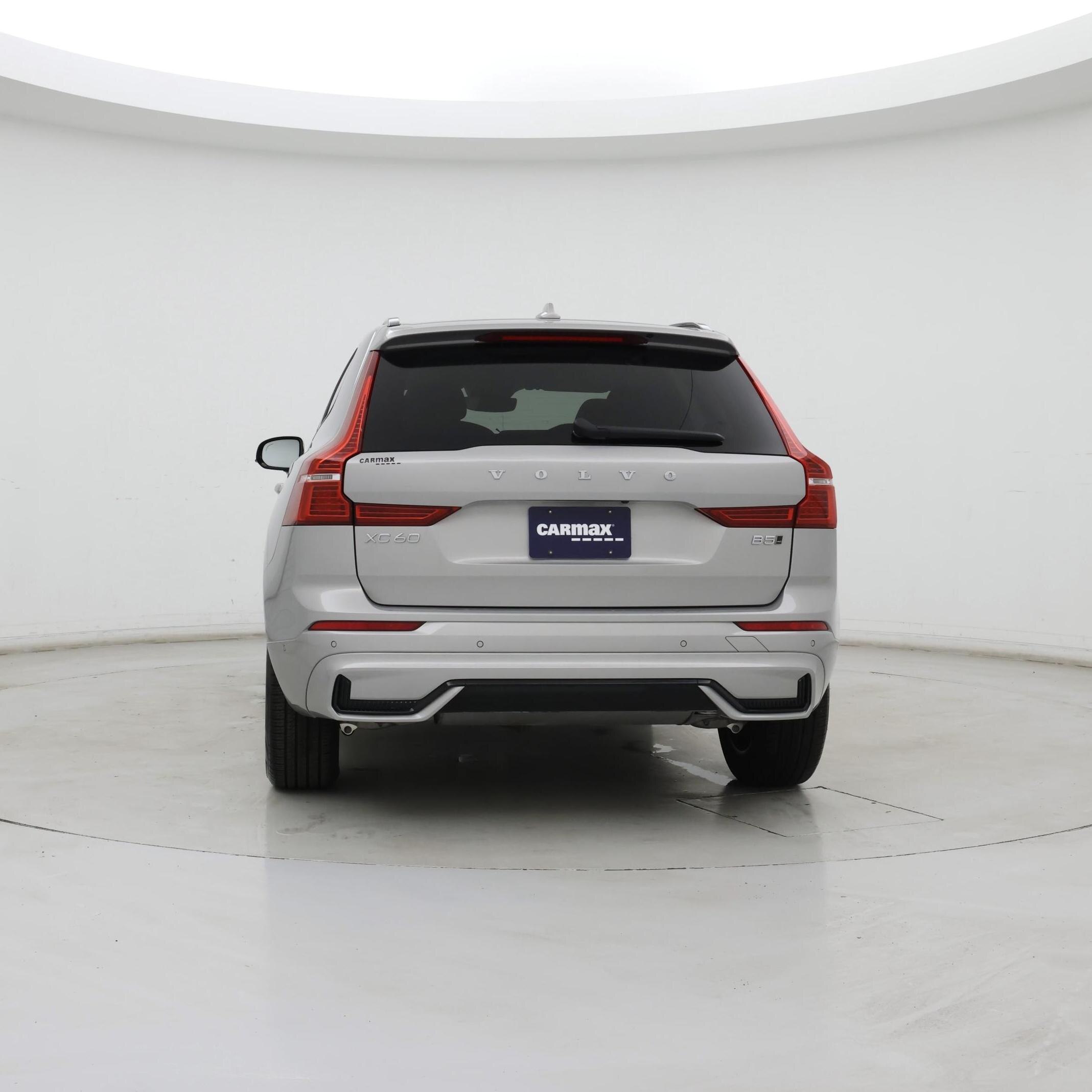 Thumbnail: 2025 Volvo XC60 - 6