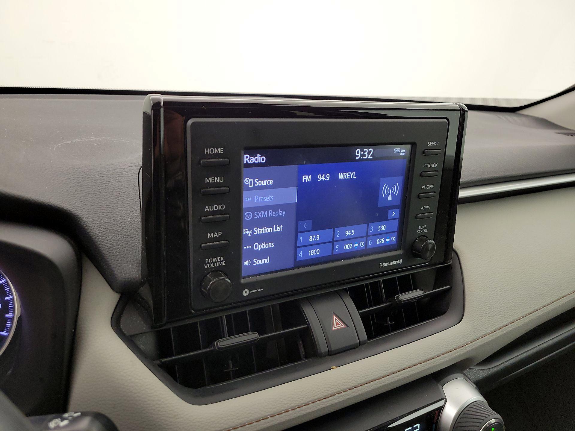 Thumbnail: 2021 Toyota RAV4 - 16