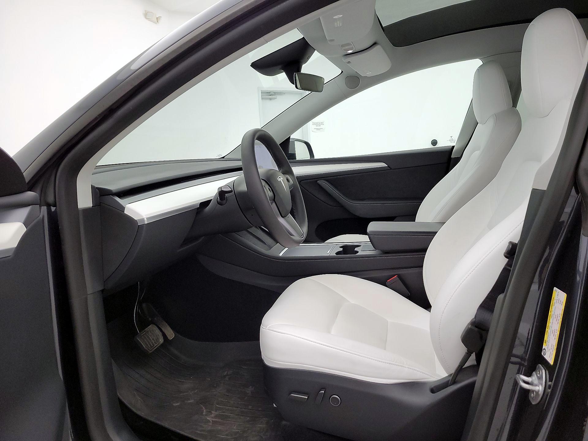 Thumbnail: 2024 Tesla Model Y - 11