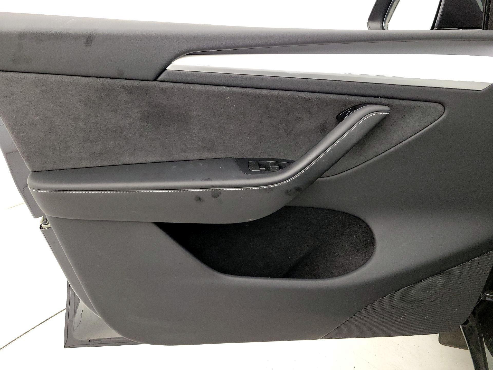 Thumbnail: 2024 Tesla Model Y - 12